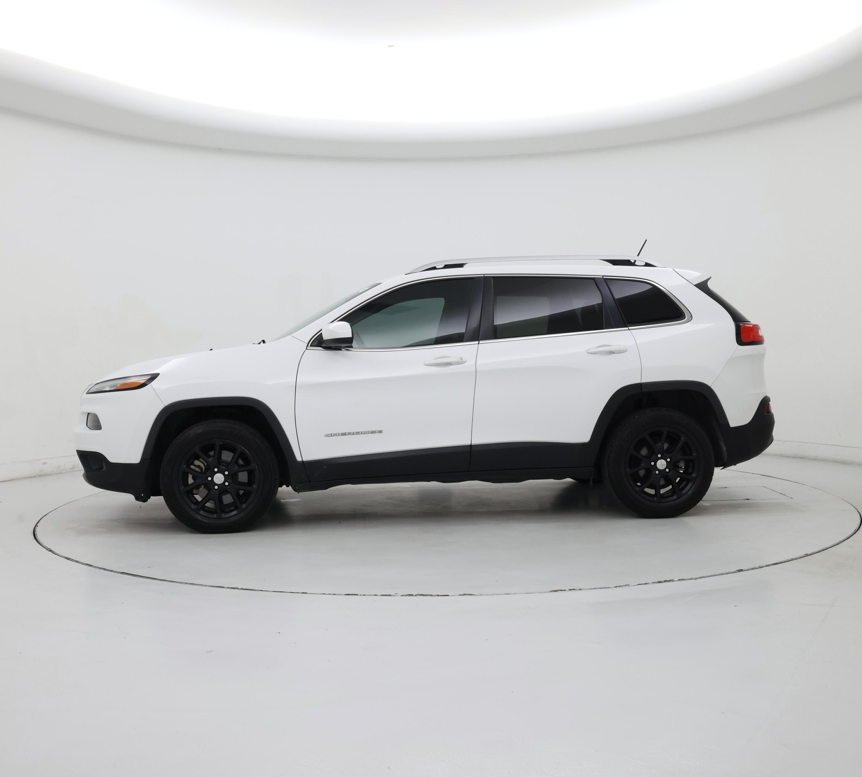 Thumbnail: 2017 Jeep Cherokee - 3