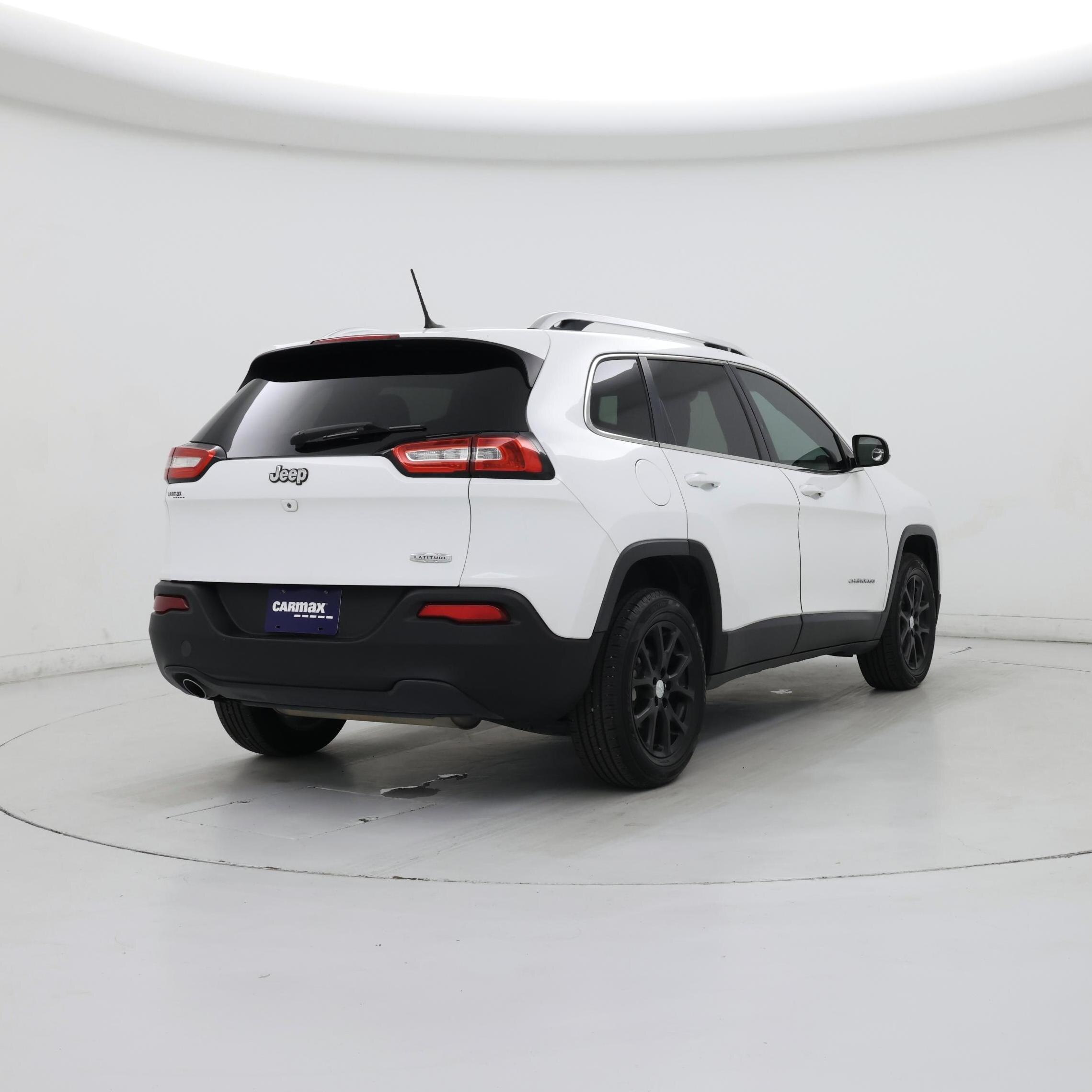 Thumbnail: 2017 Jeep Cherokee - 8
