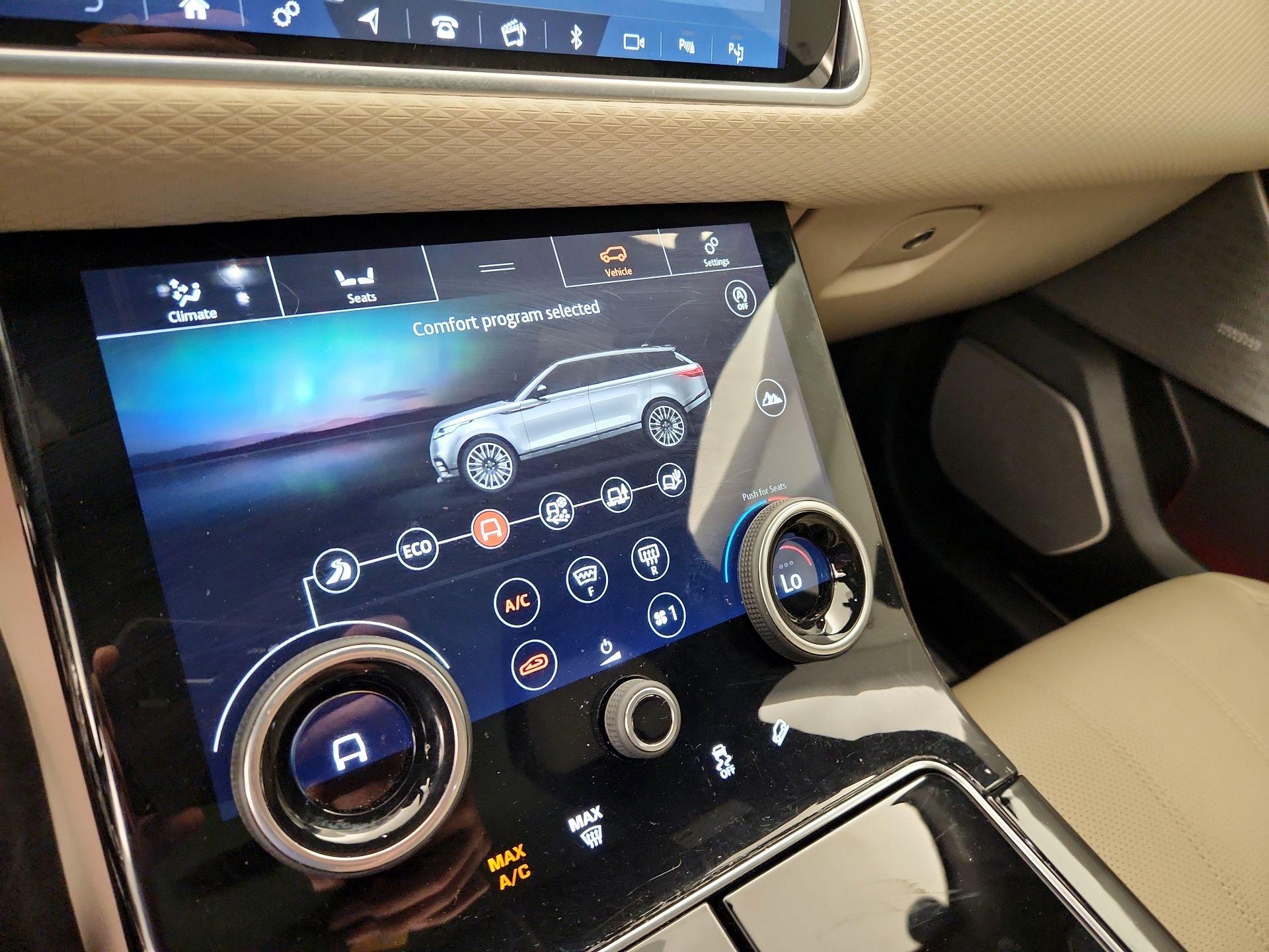 Thumbnail: 2019 Land Rover Range Rover Velar - 14