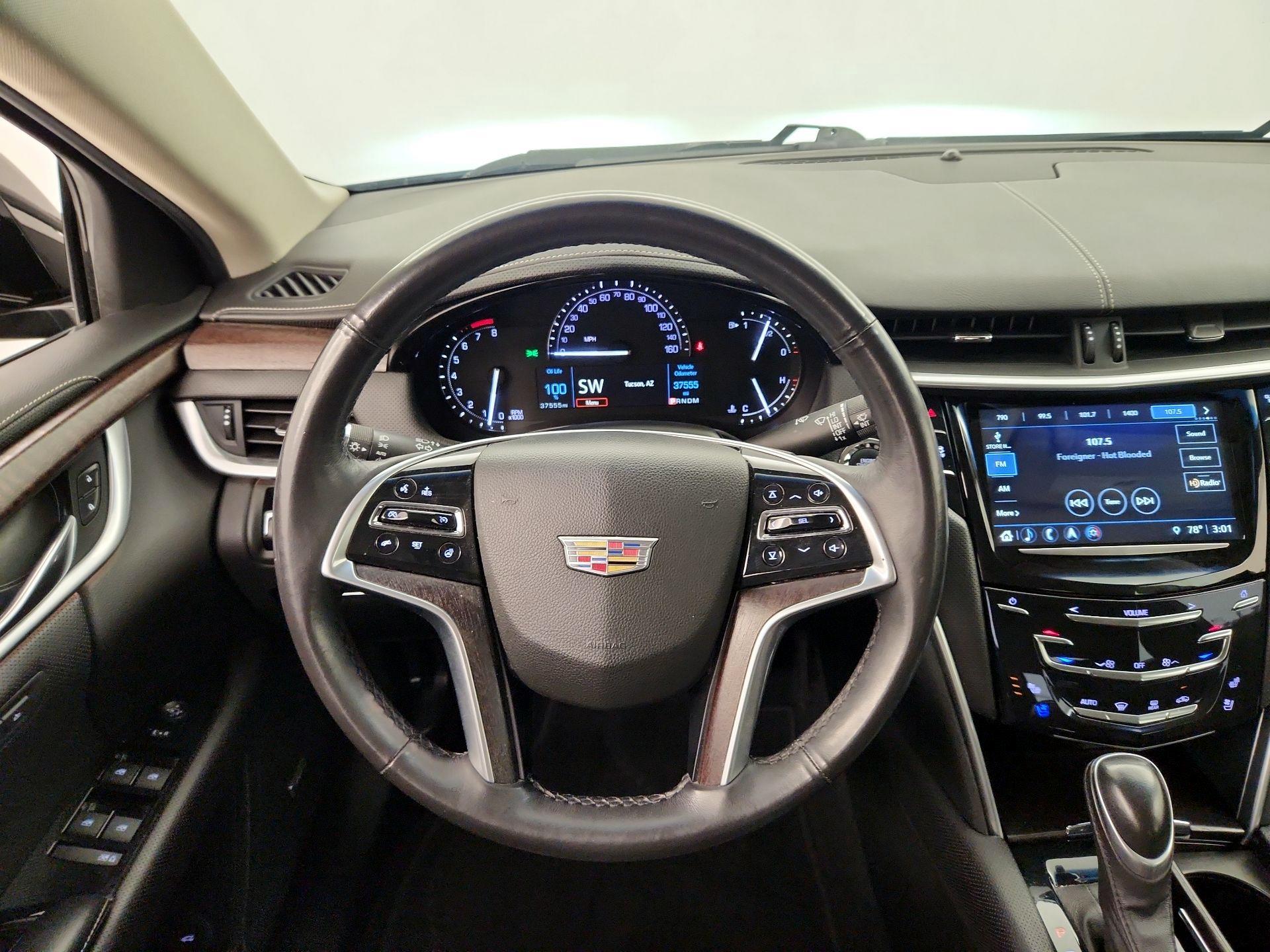 Thumbnail: 2019 Cadillac XTS - 10