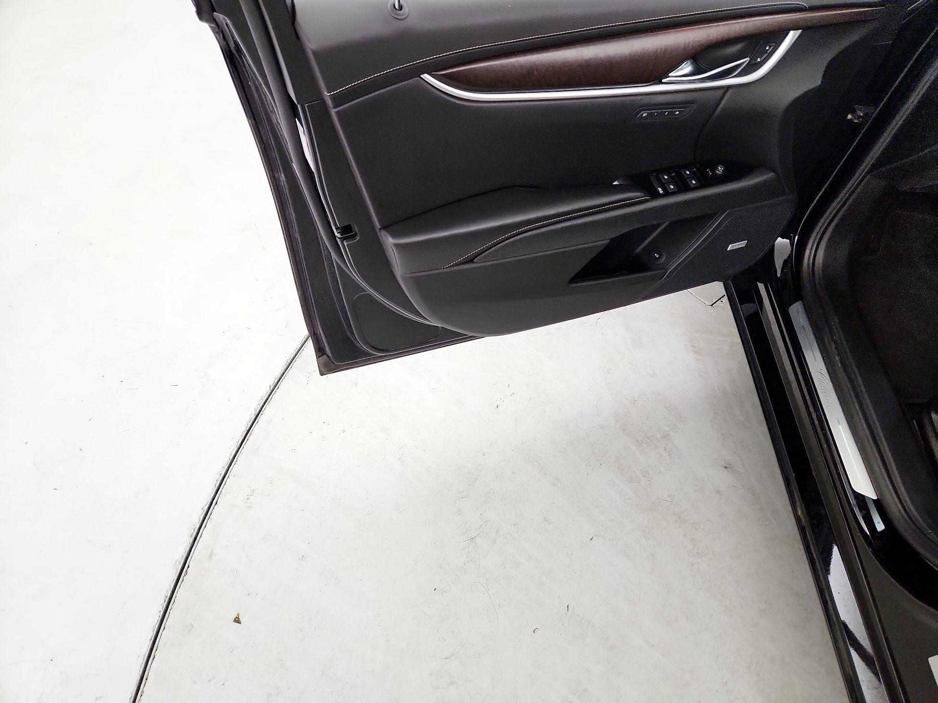 Thumbnail: 2019 Cadillac XTS - 12