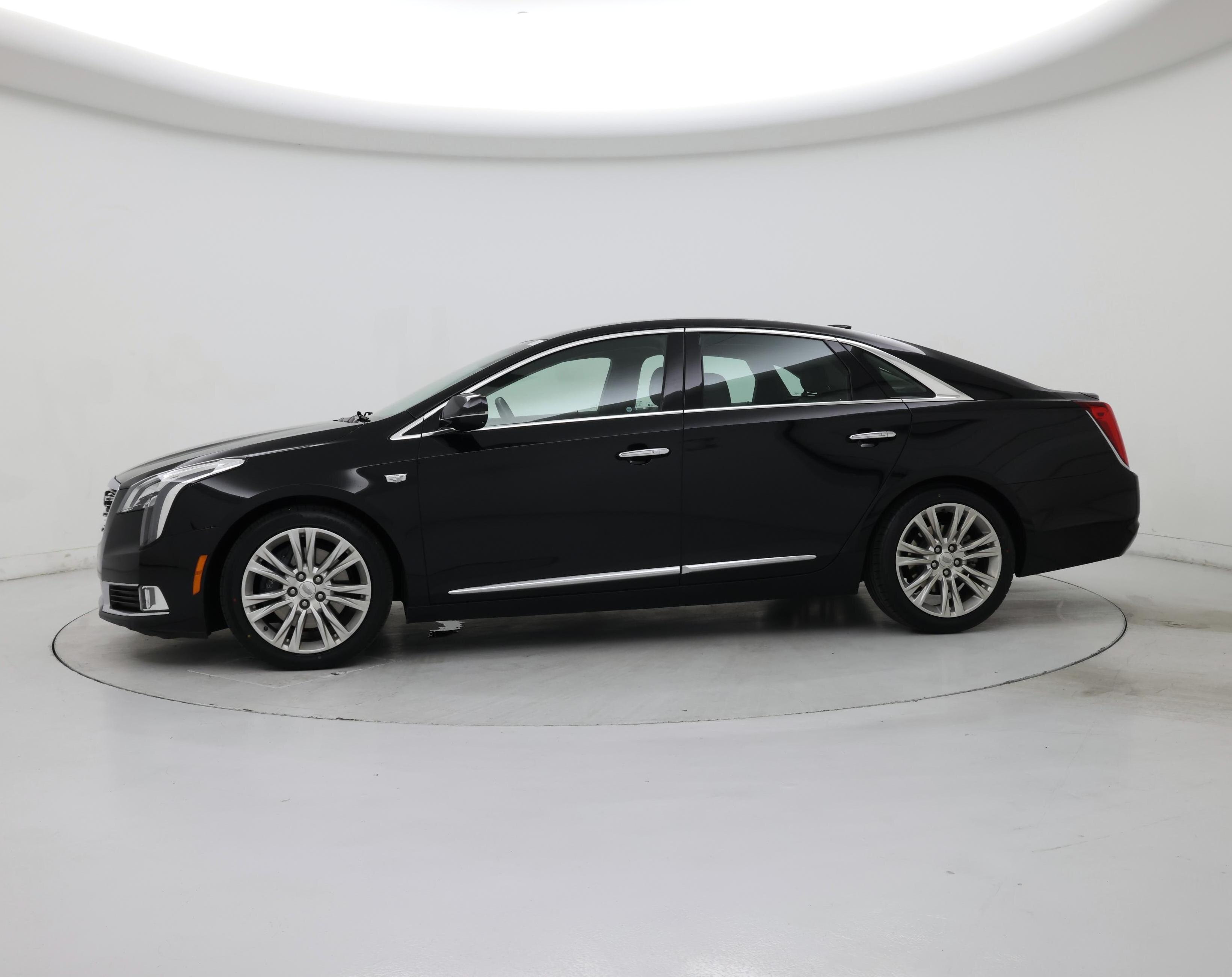 Thumbnail: 2019 Cadillac XTS - 3