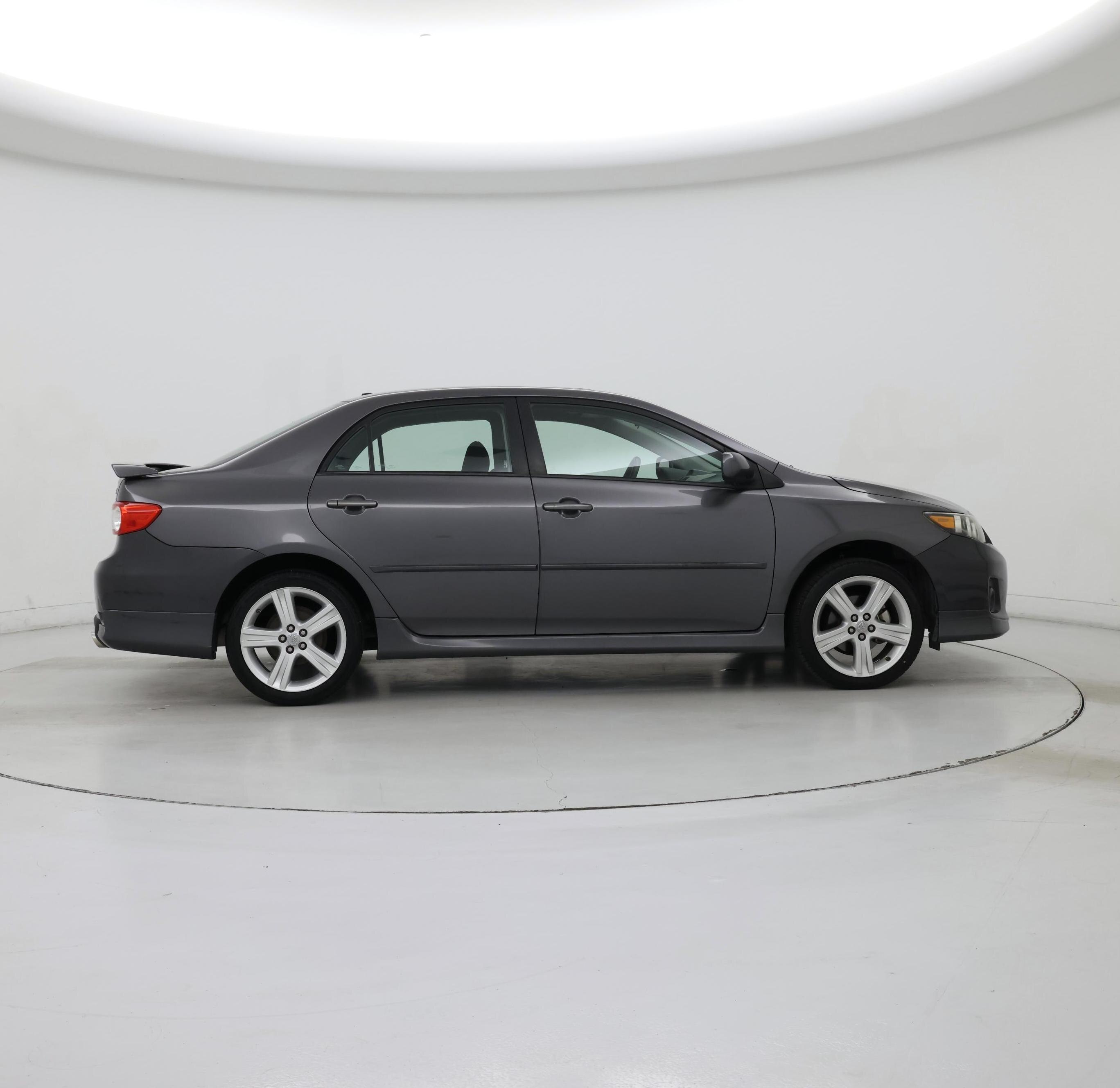 Thumbnail: 2013 Toyota Corolla - 7