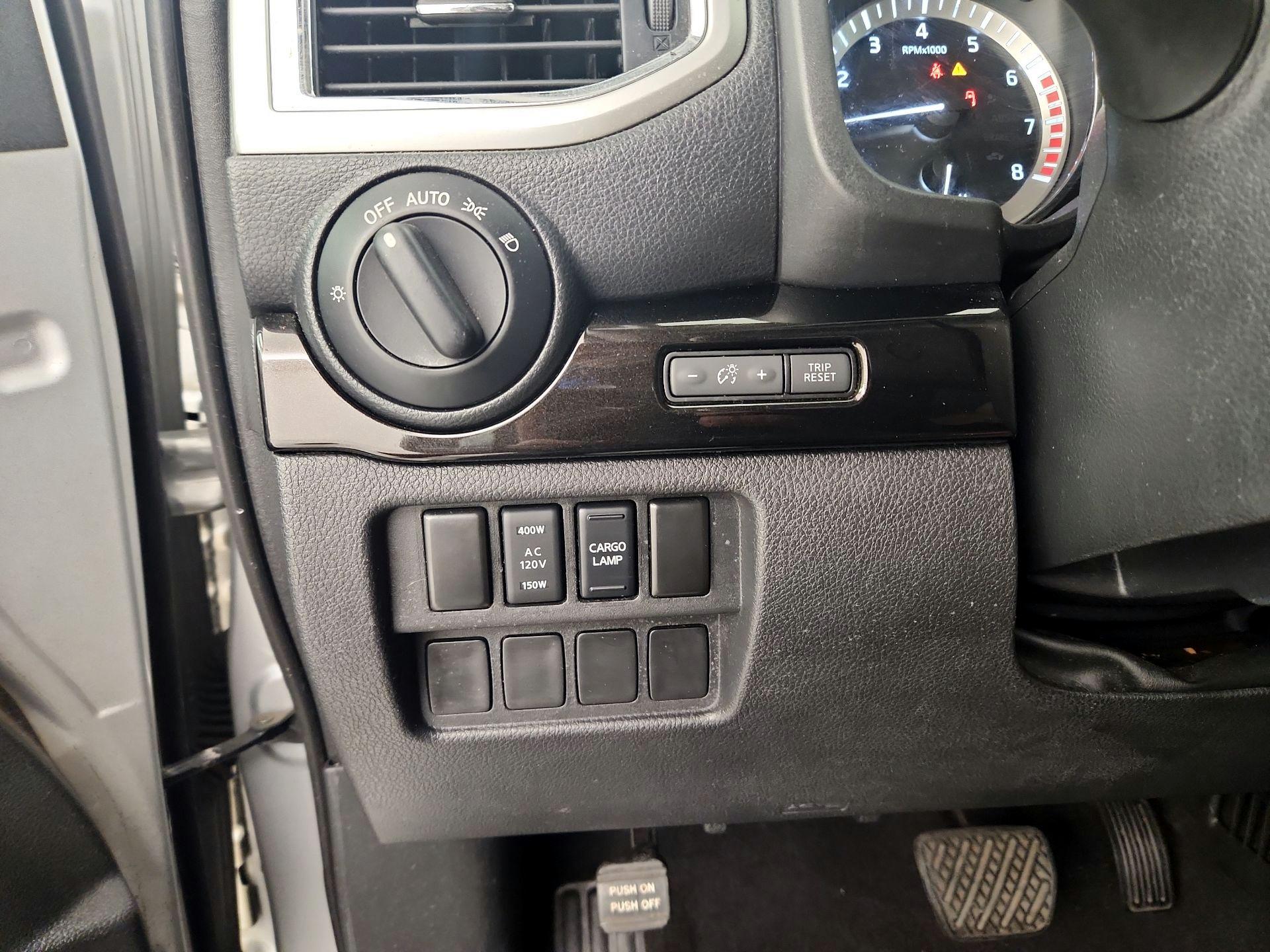 Thumbnail: 2018 Nissan Titan - 13