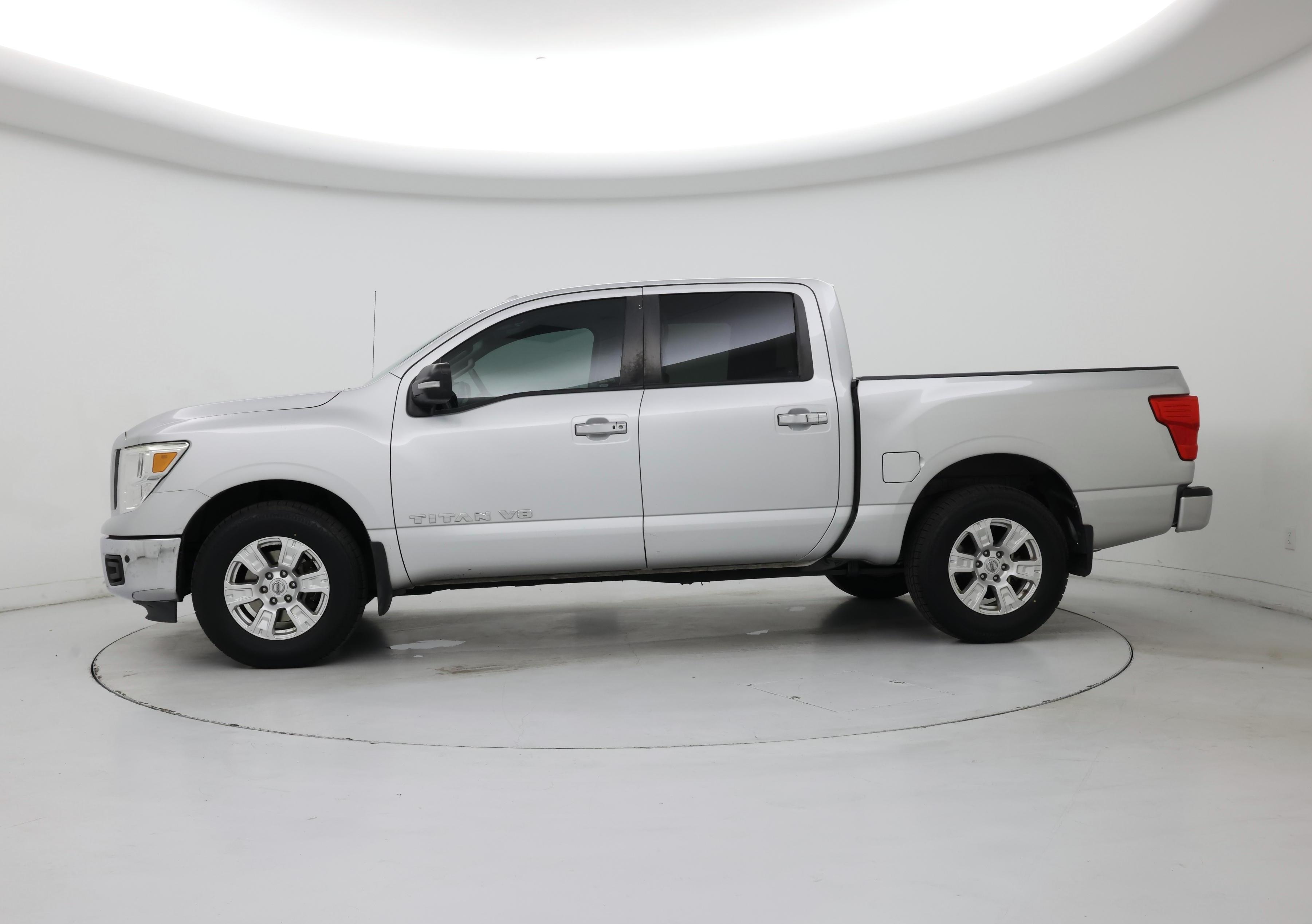Thumbnail: 2018 Nissan Titan - 3