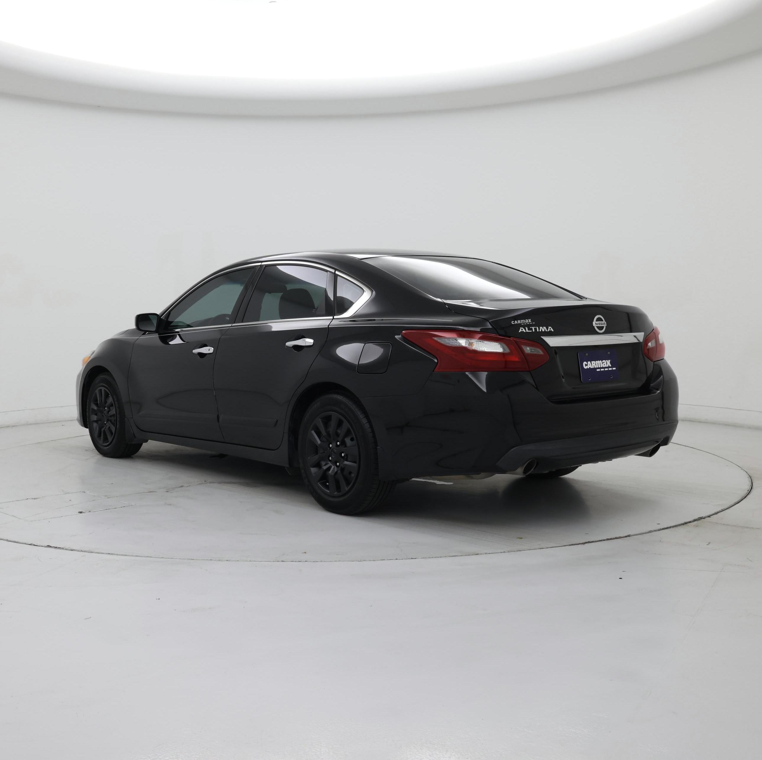 Thumbnail: 2018 Nissan Altima - 2