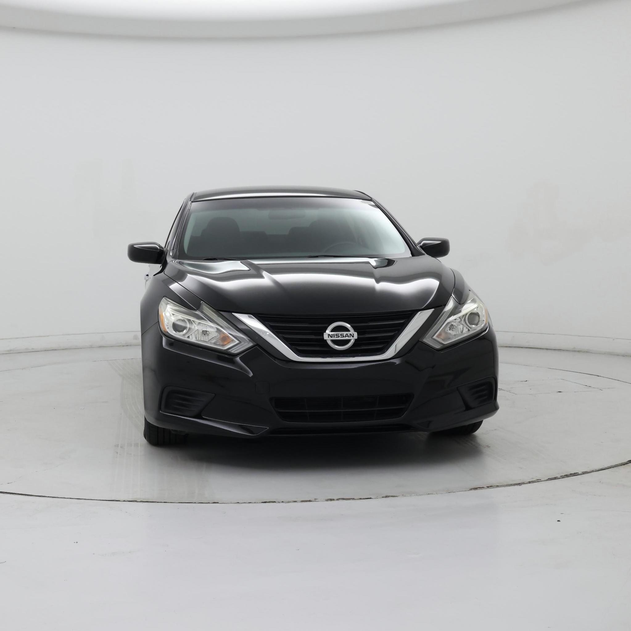 Thumbnail: 2018 Nissan Altima - 5