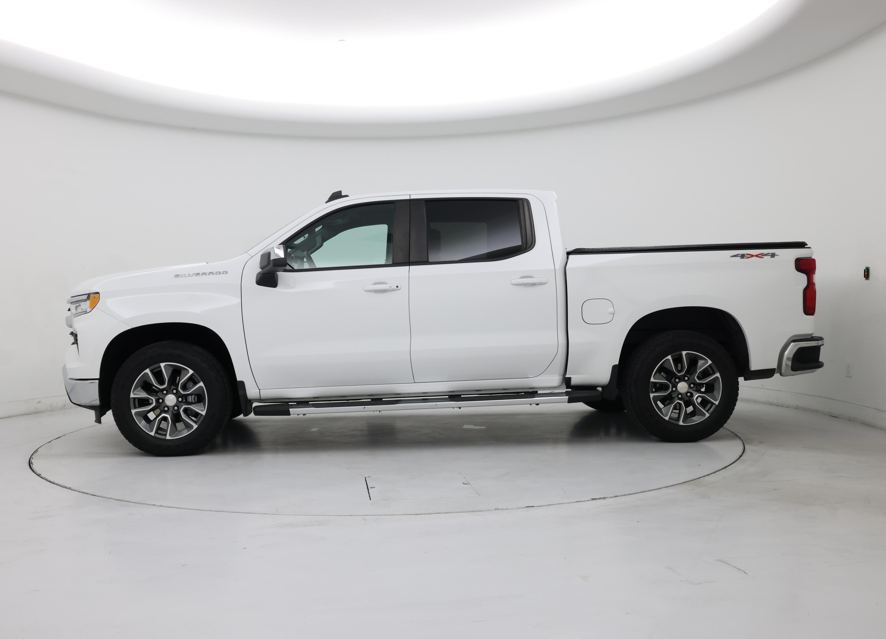 Thumbnail: 2023 Chevrolet Silverado 1500 - 3