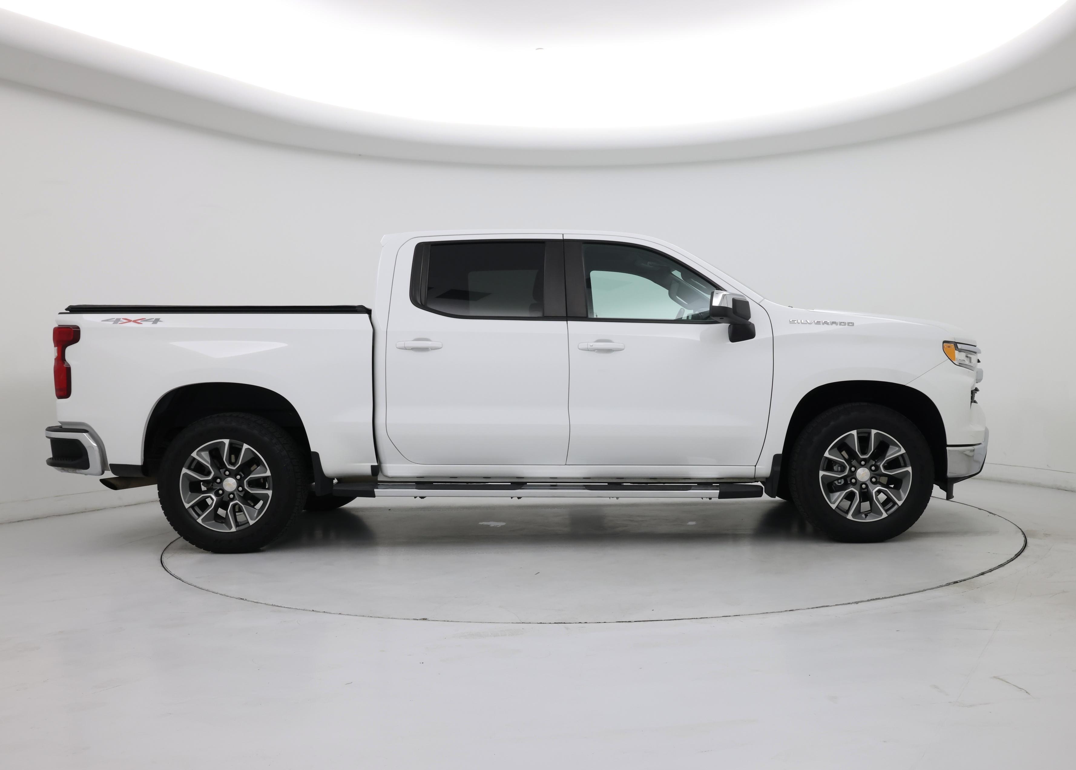 Thumbnail: 2023 Chevrolet Silverado 1500 - 7