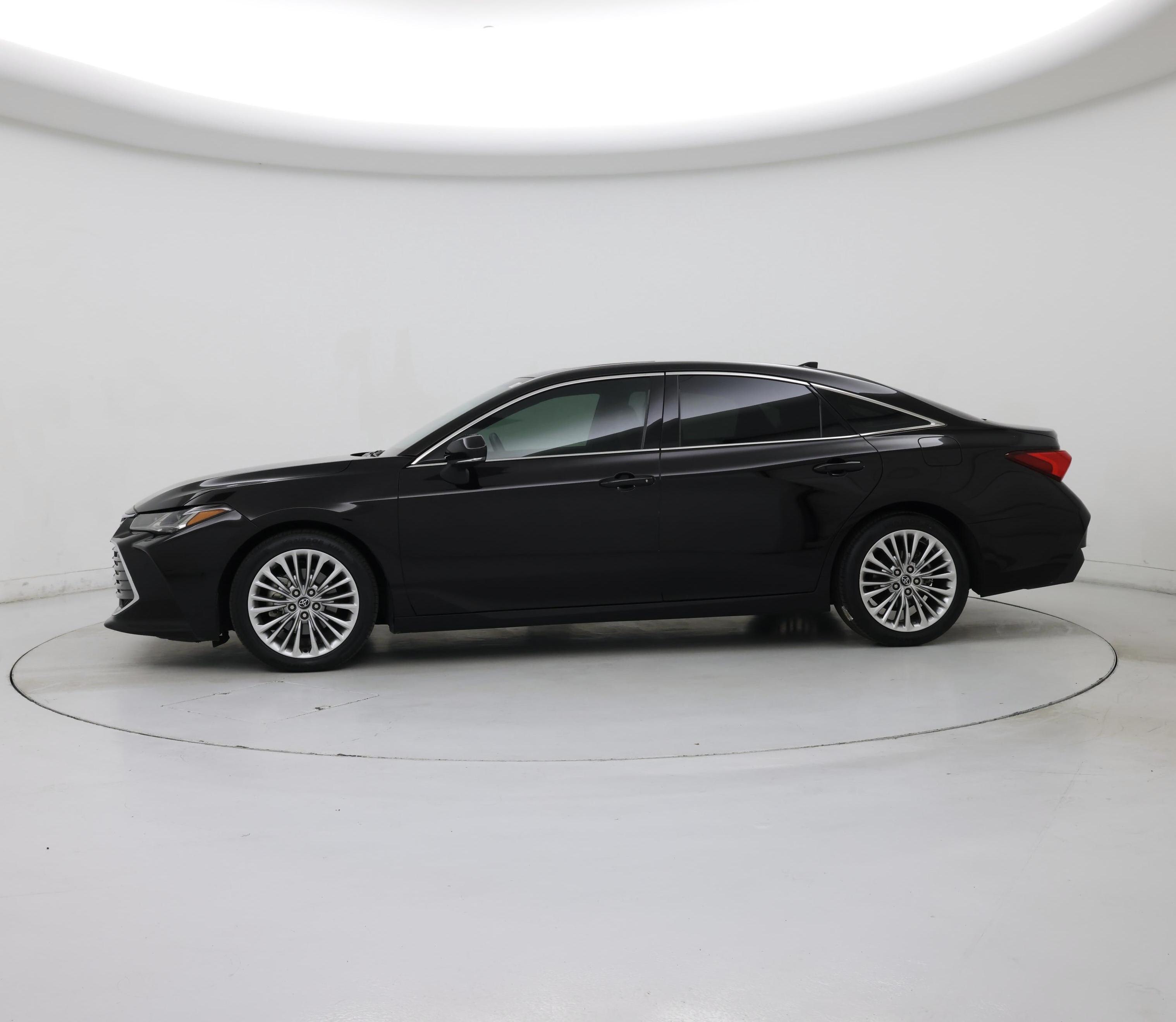 Thumbnail: 2020 Toyota Avalon - 3