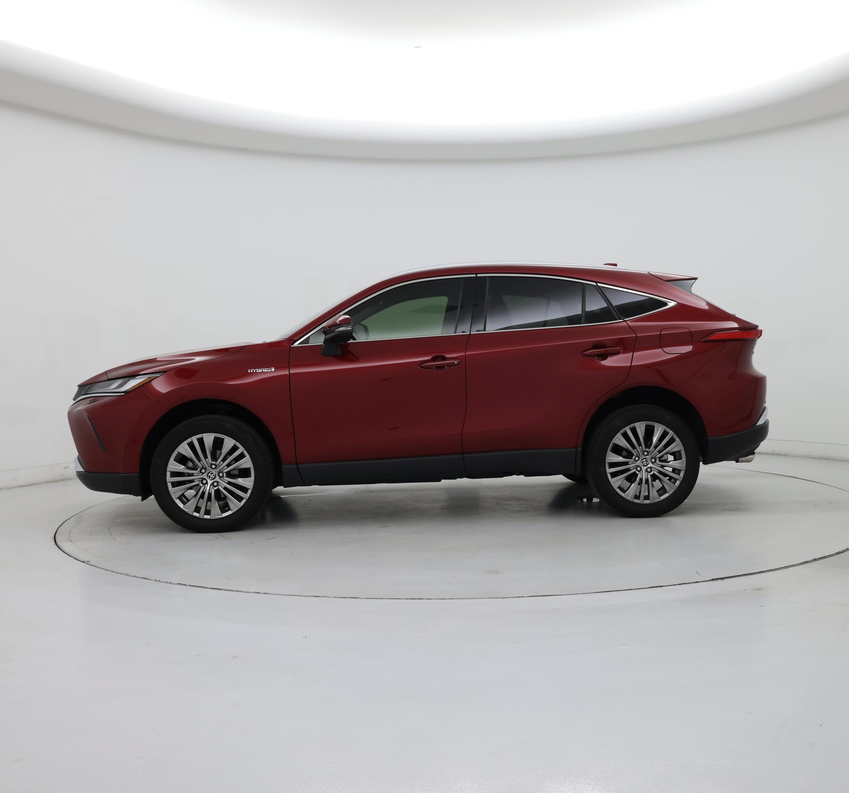Thumbnail: 2021 Toyota Venza - 3