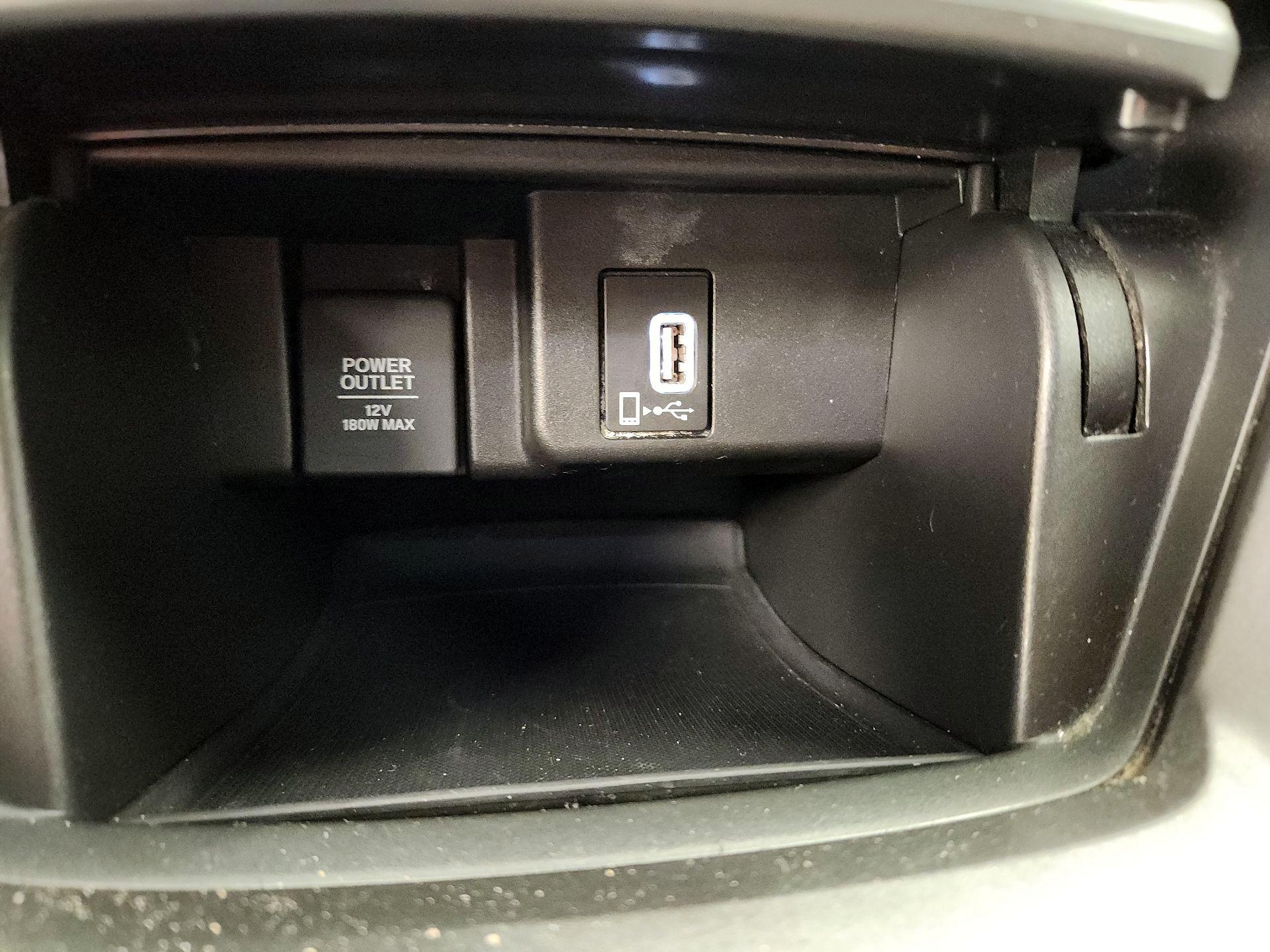Thumbnail: 2018 Honda Accord - 16