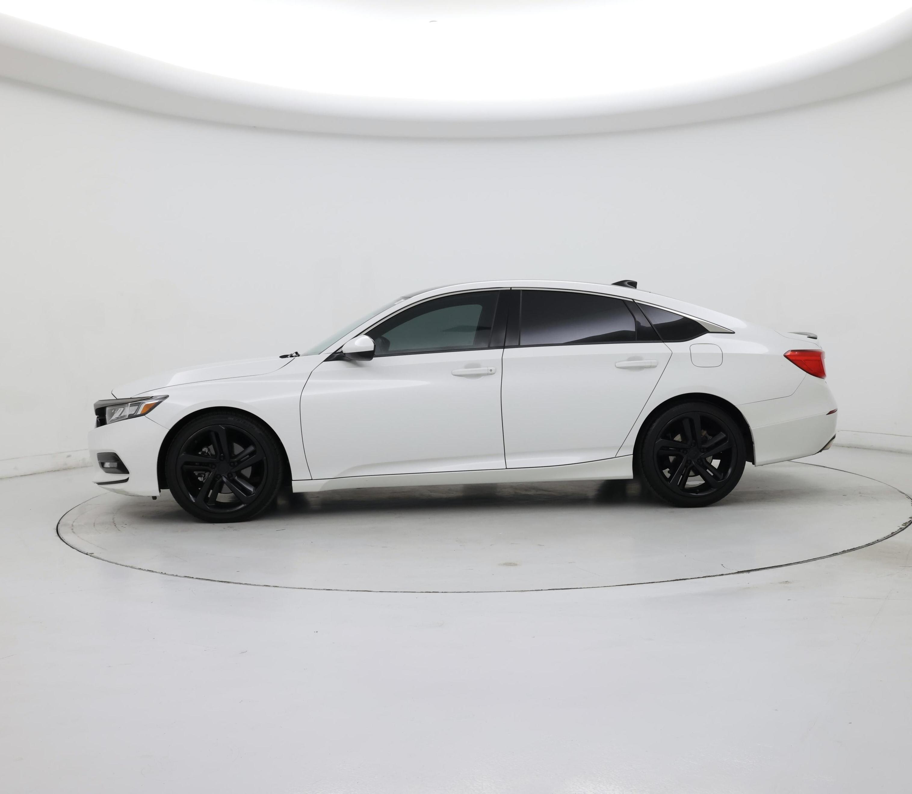 Thumbnail: 2018 Honda Accord - 3