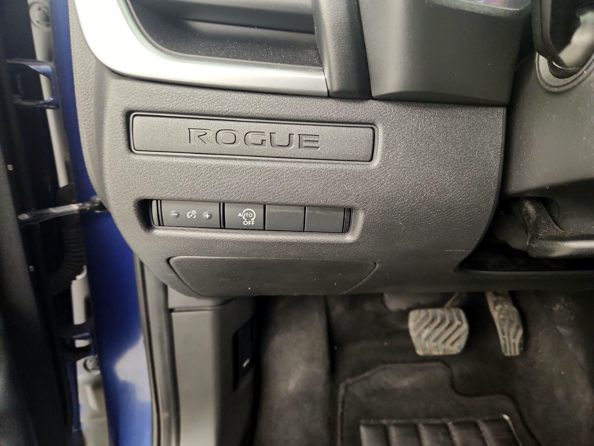 Thumbnail: 2023 Nissan Rogue - 13