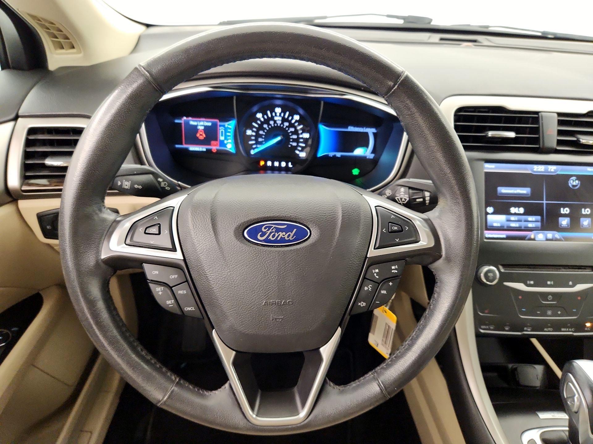 Thumbnail: 2014 Ford Fusion - 10