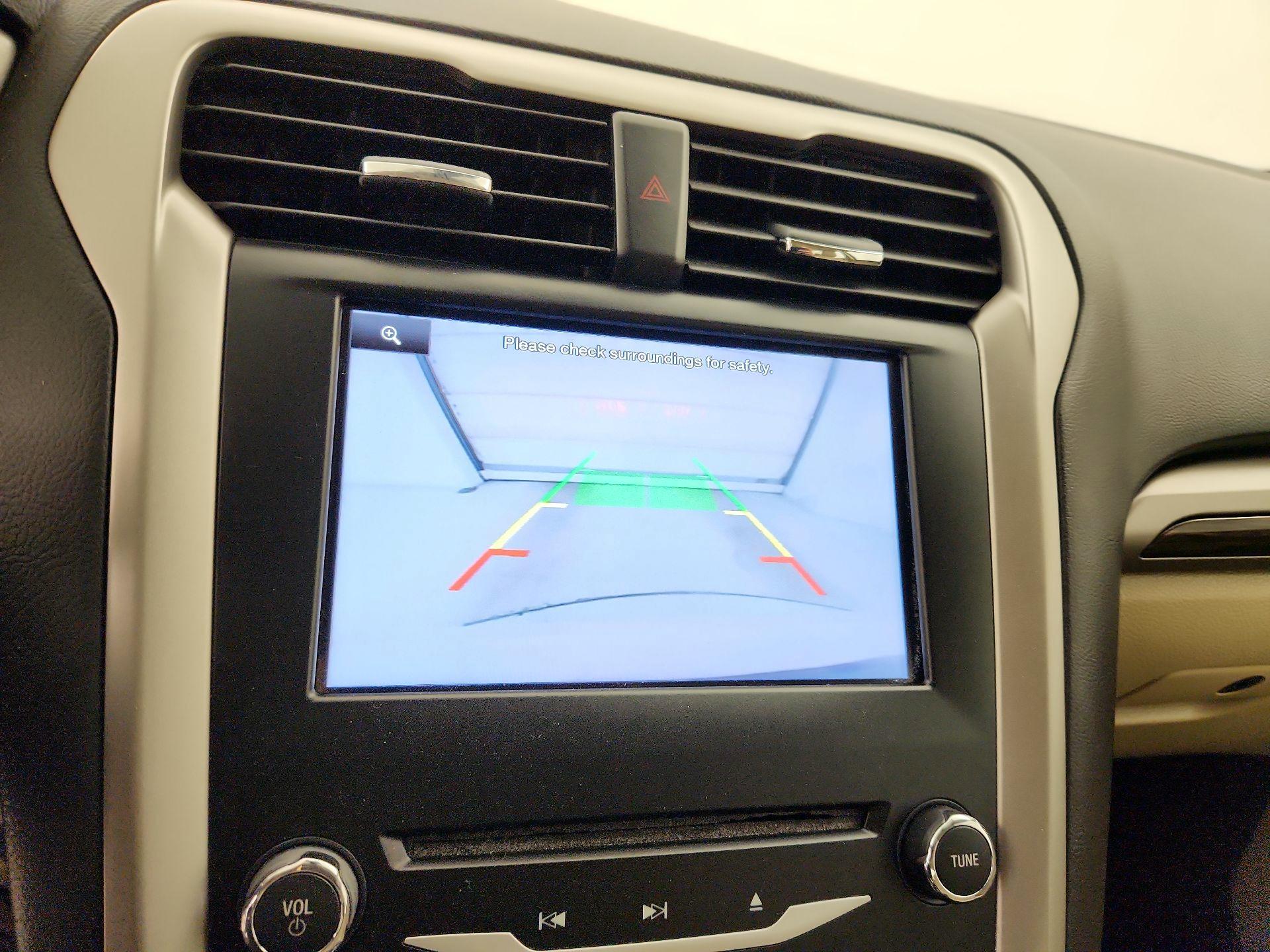 Thumbnail: 2014 Ford Fusion - 14