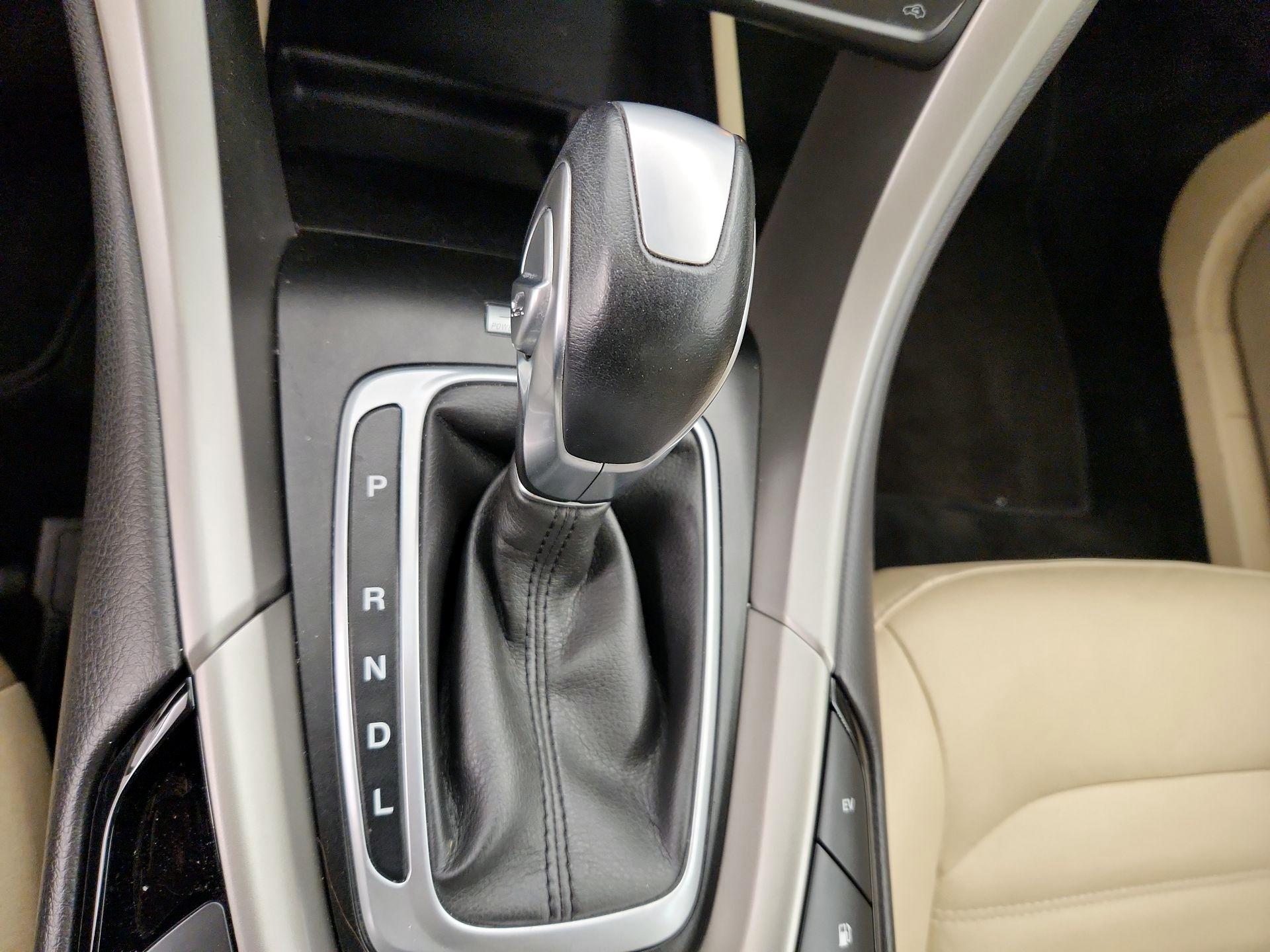 Thumbnail: 2014 Ford Fusion - 17