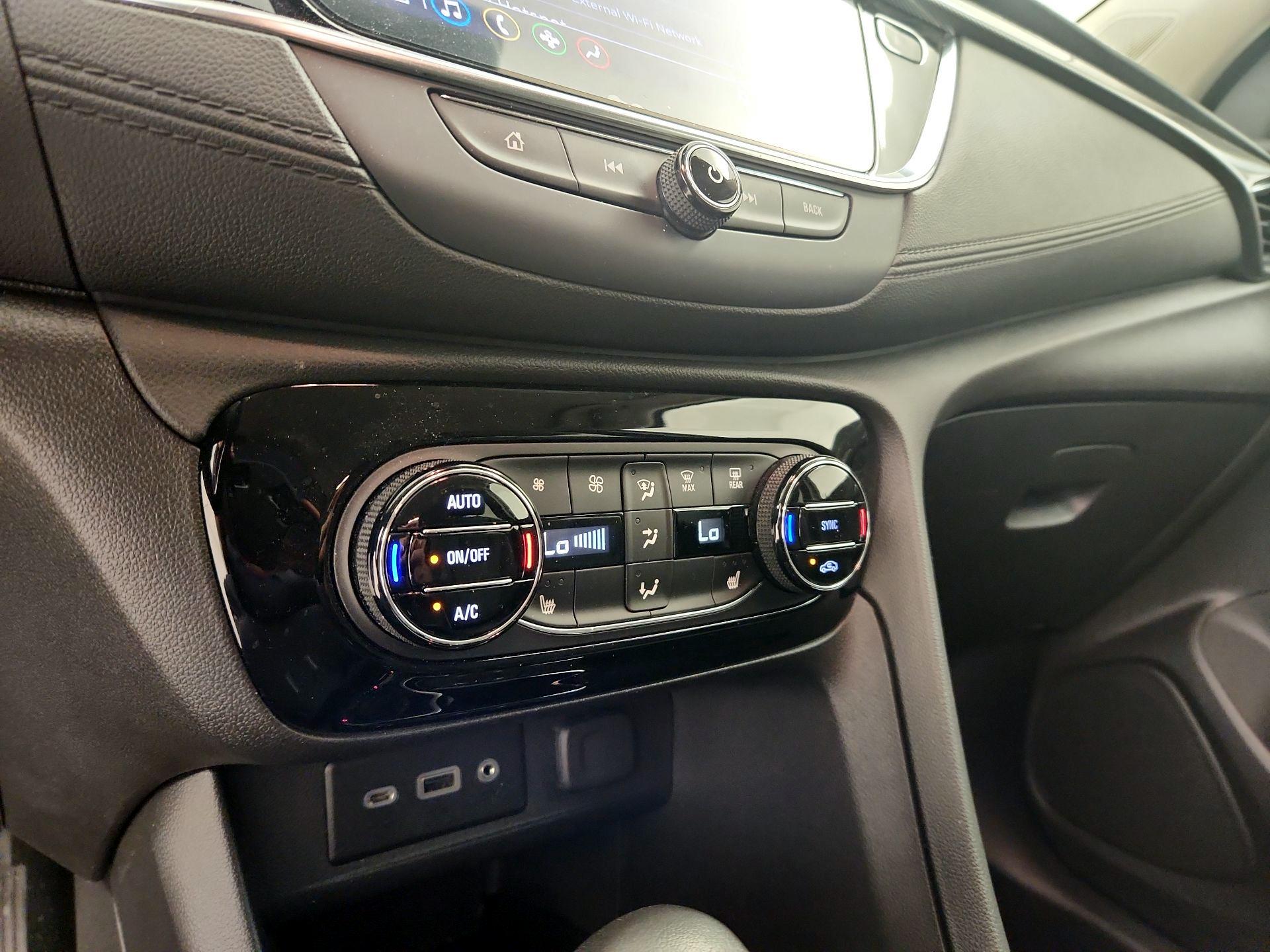 Thumbnail: 2022 Buick Encore GX - 16