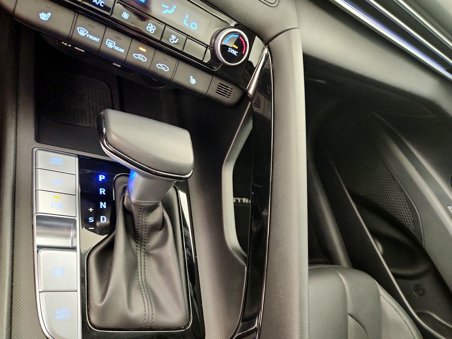 Thumbnail: 2024 Hyundai Elantra - 17