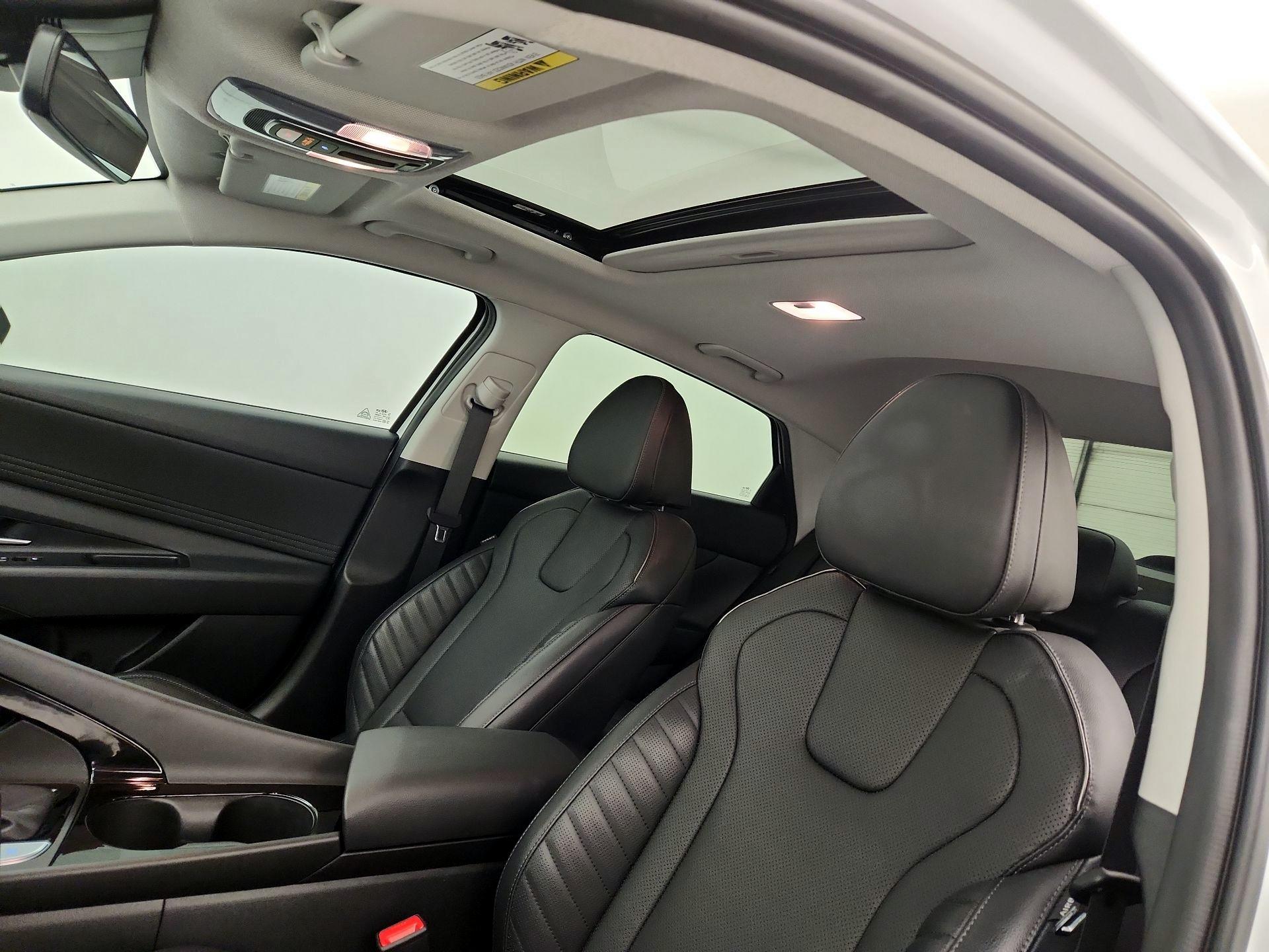 Thumbnail: 2024 Hyundai Elantra - 19