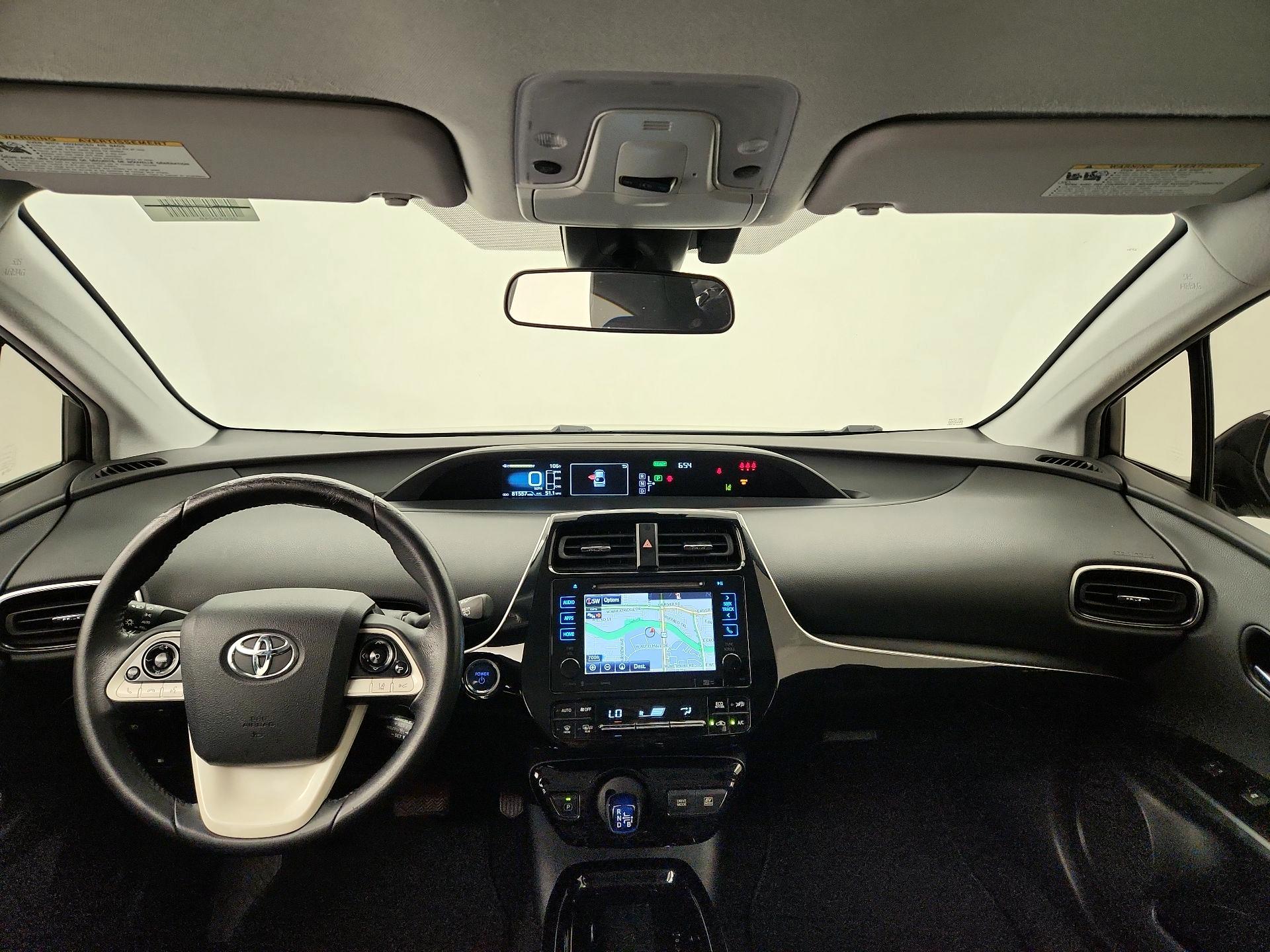 Thumbnail: 2017 Toyota Prius - 9