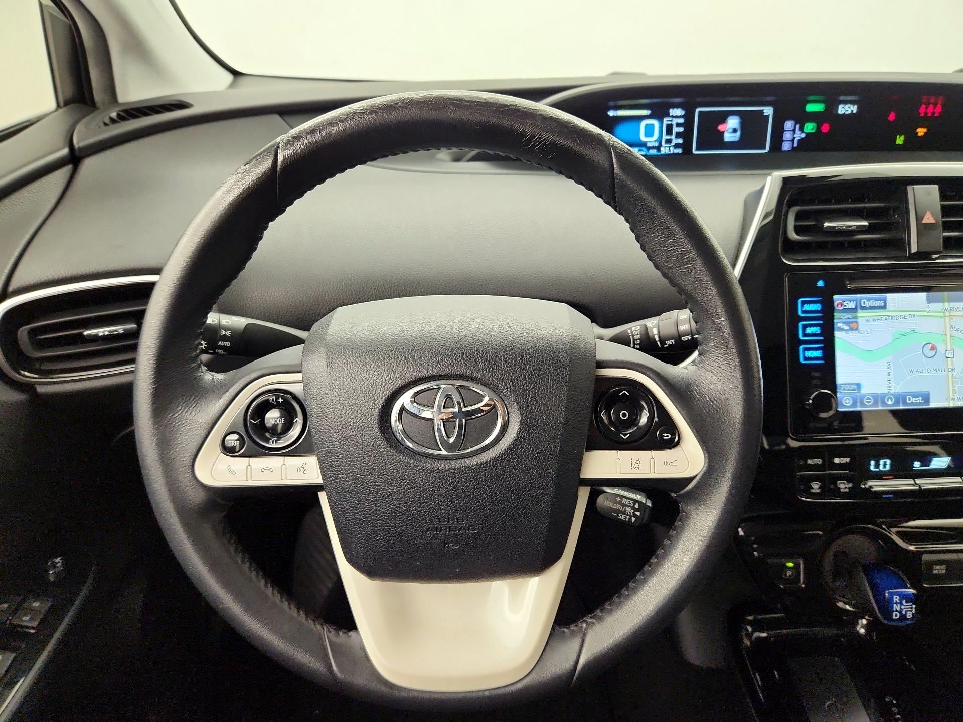 Thumbnail: 2017 Toyota Prius - 10