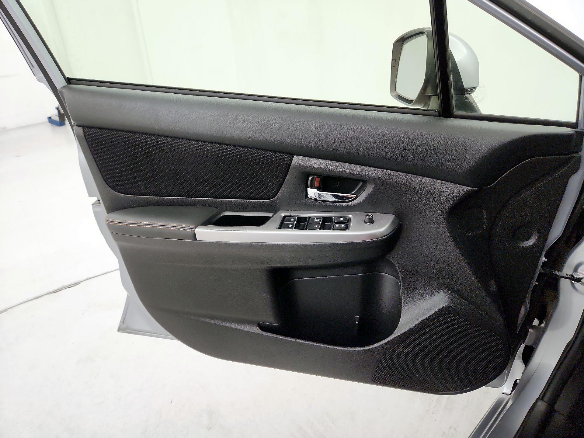 Thumbnail: 2016 Subaru XV Crosstrek - 12