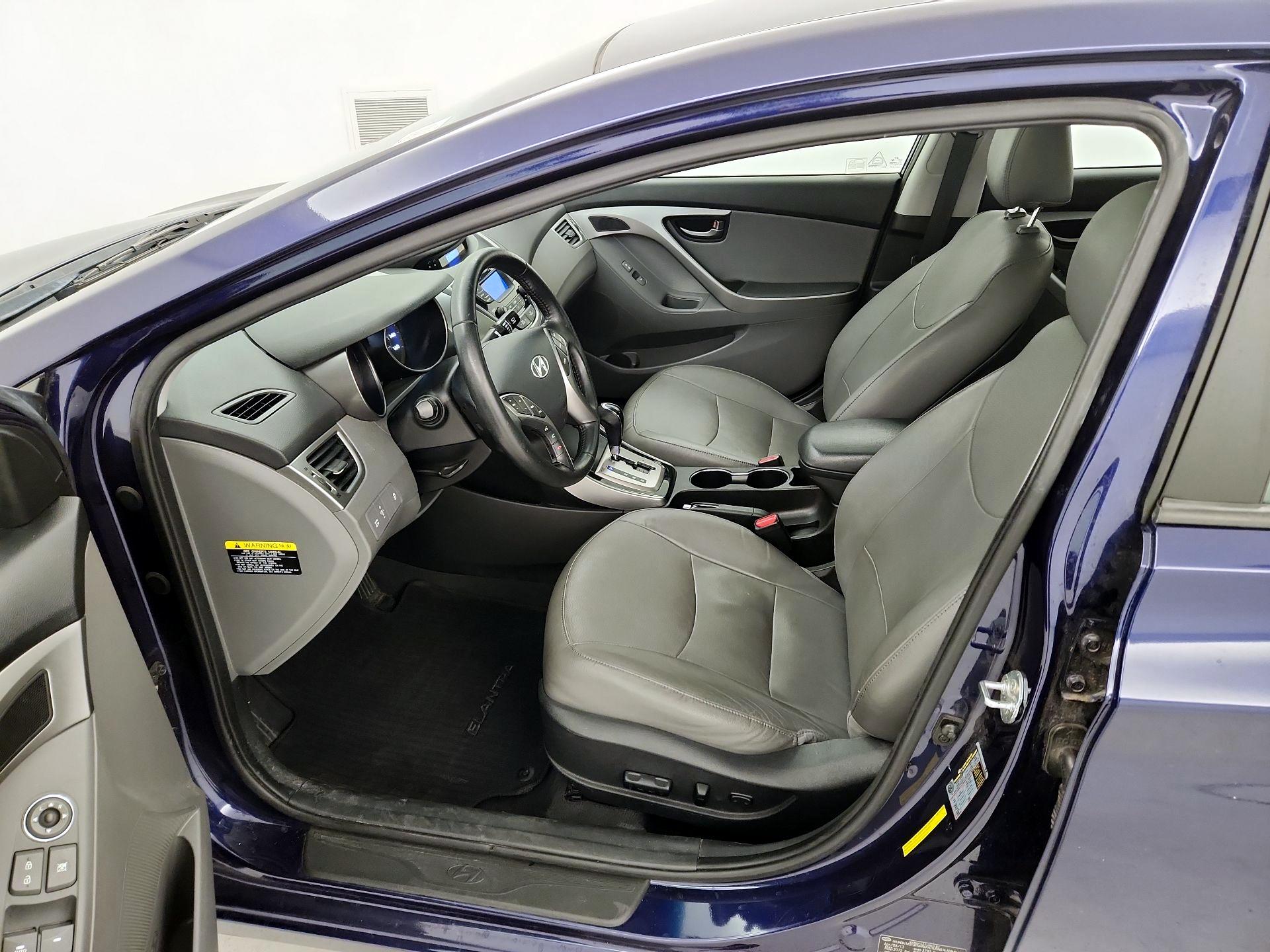 Thumbnail: 2013 Hyundai Elantra - 11