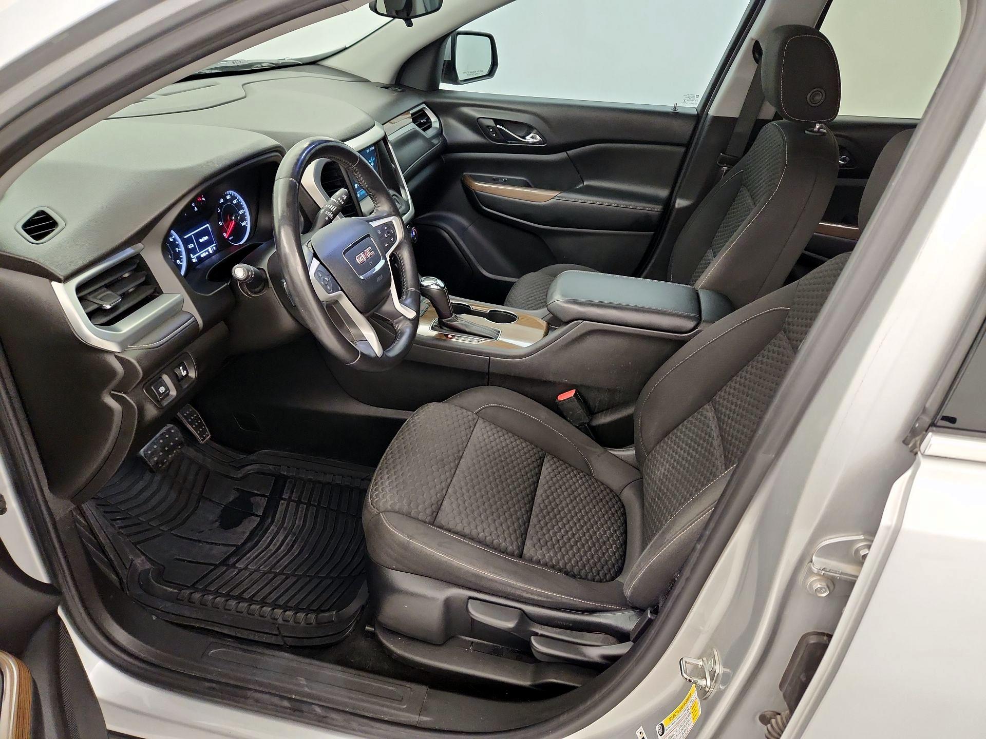 Thumbnail: 2018 GMC Acadia - 11