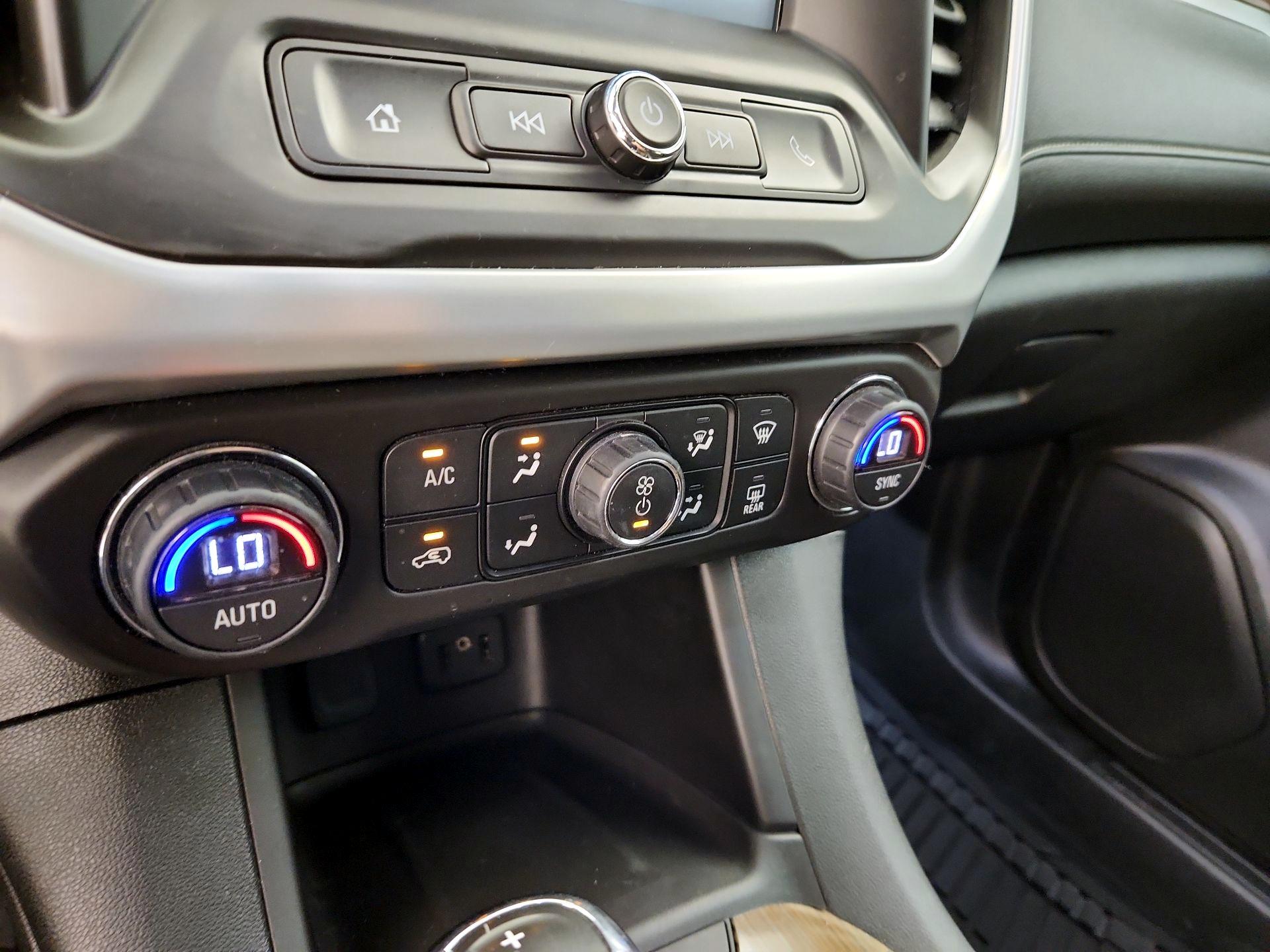 Thumbnail: 2018 GMC Acadia - 14