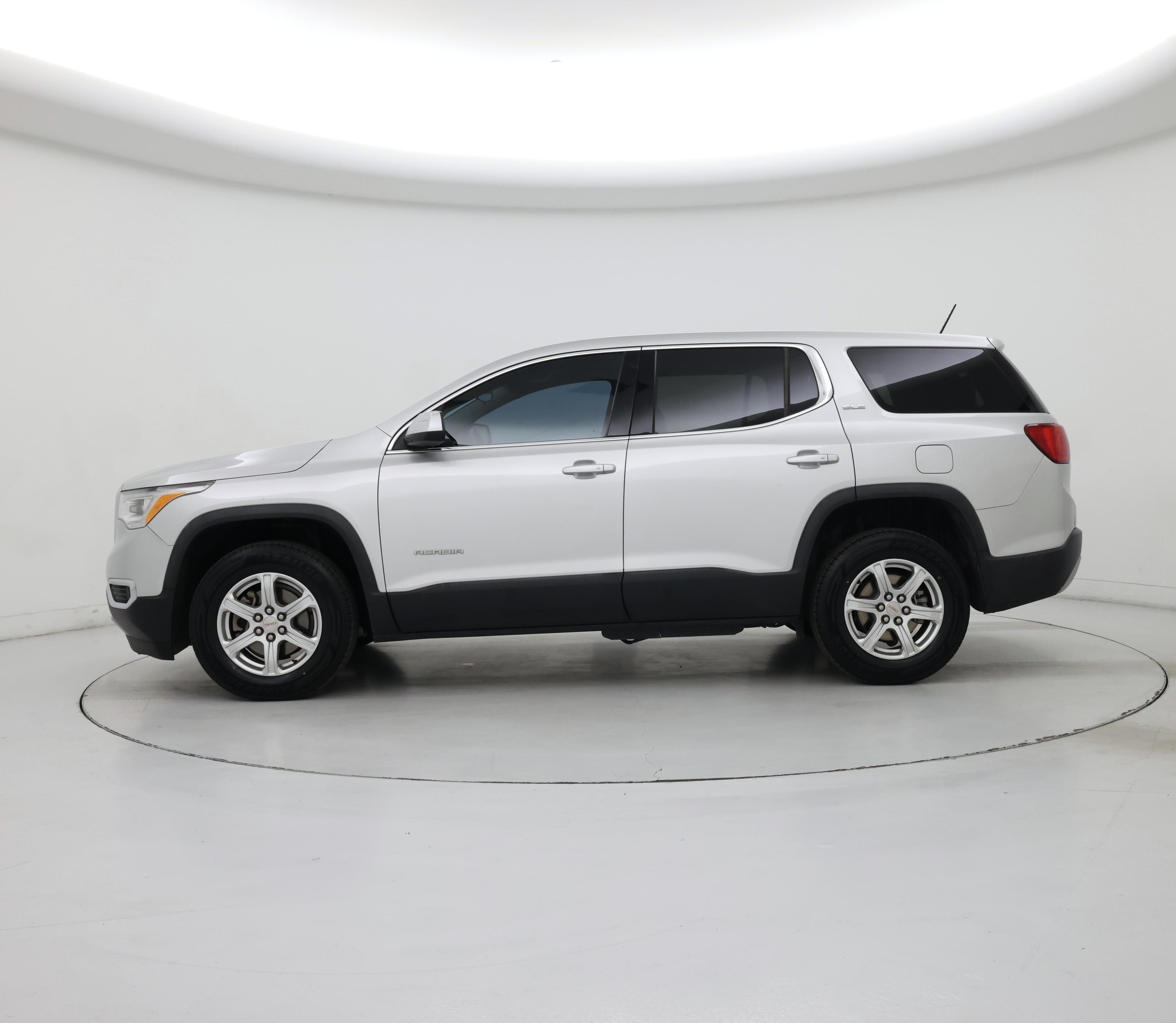 Thumbnail: 2018 GMC Acadia - 3