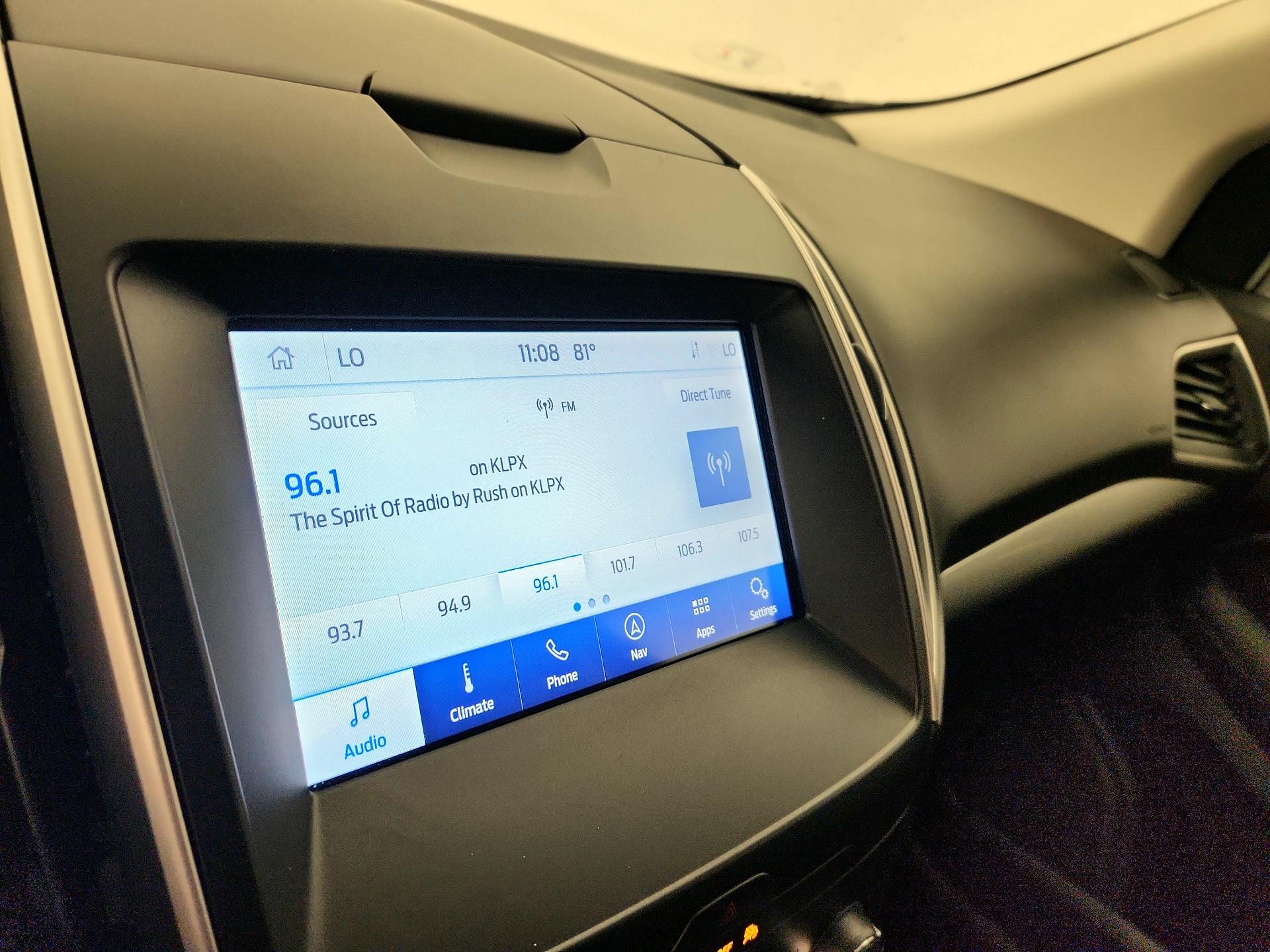 Thumbnail: 2019 Ford Edge - 16
