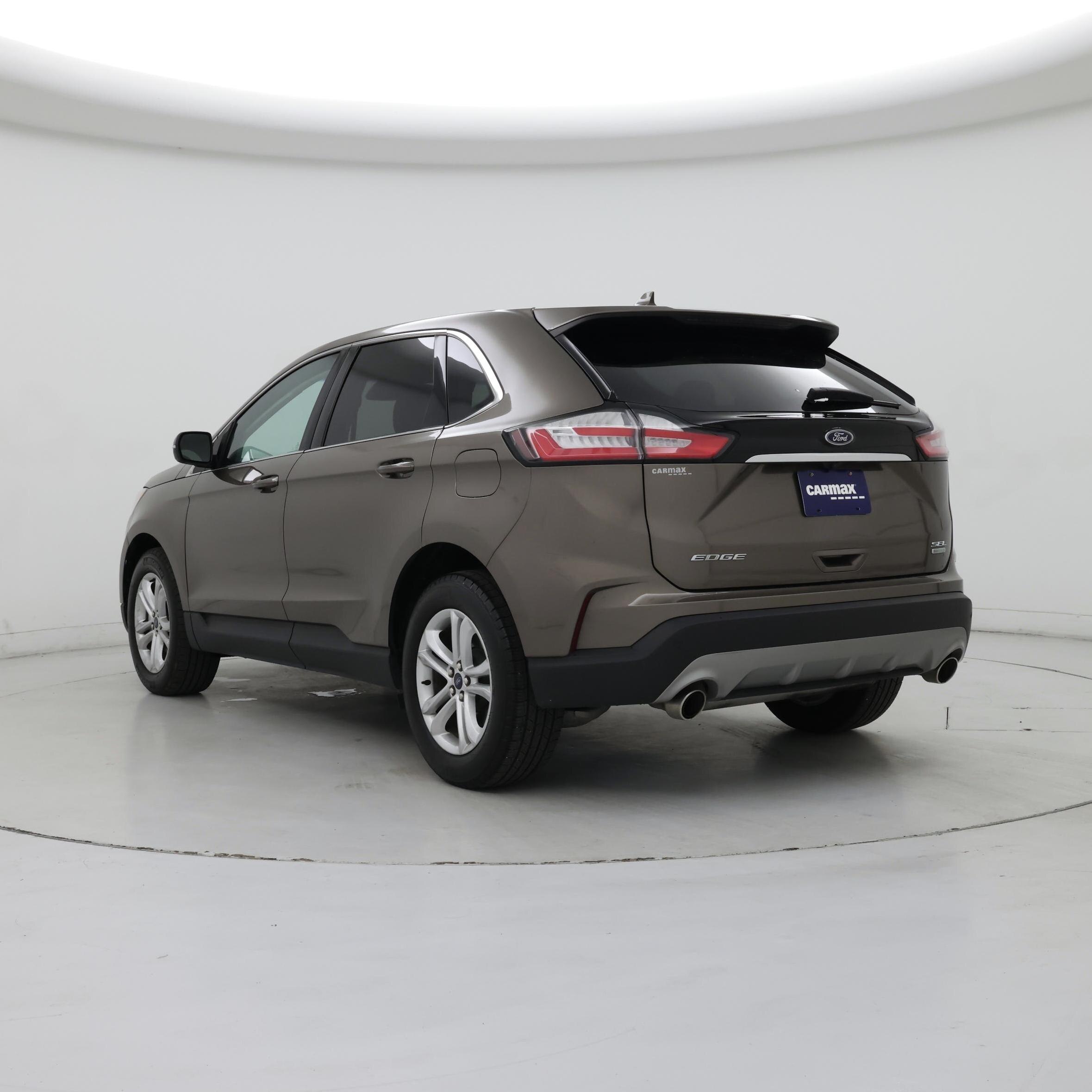 Thumbnail: 2019 Ford Edge - 2