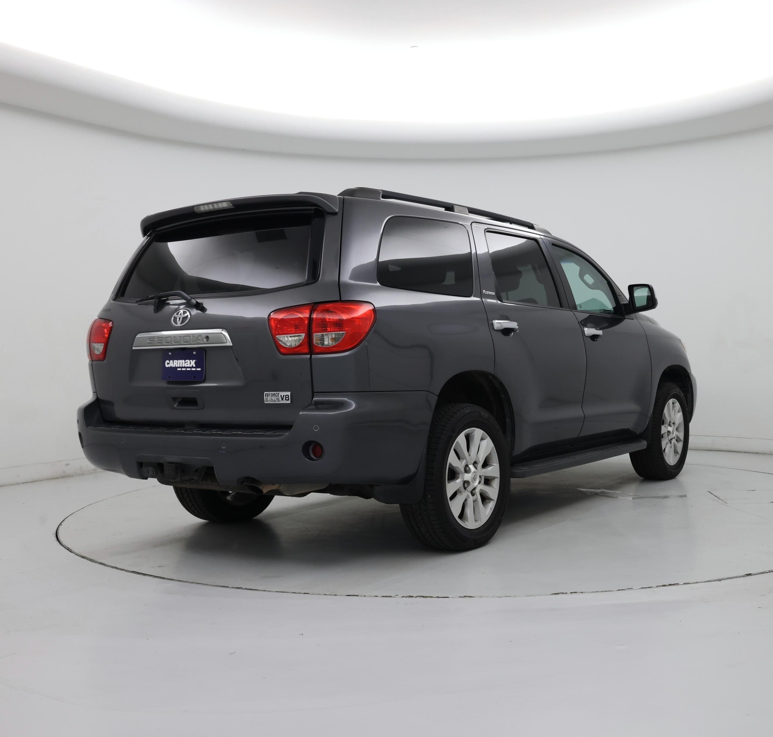 Thumbnail: 2016 Toyota Sequoia - 8