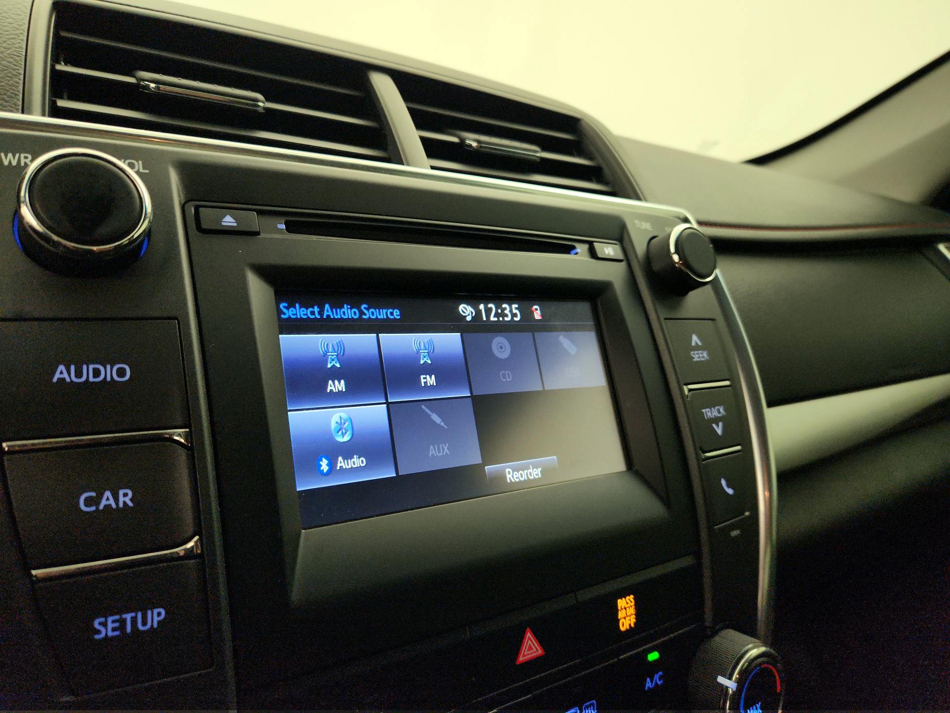 Thumbnail: 2017 Toyota Camry - 15
