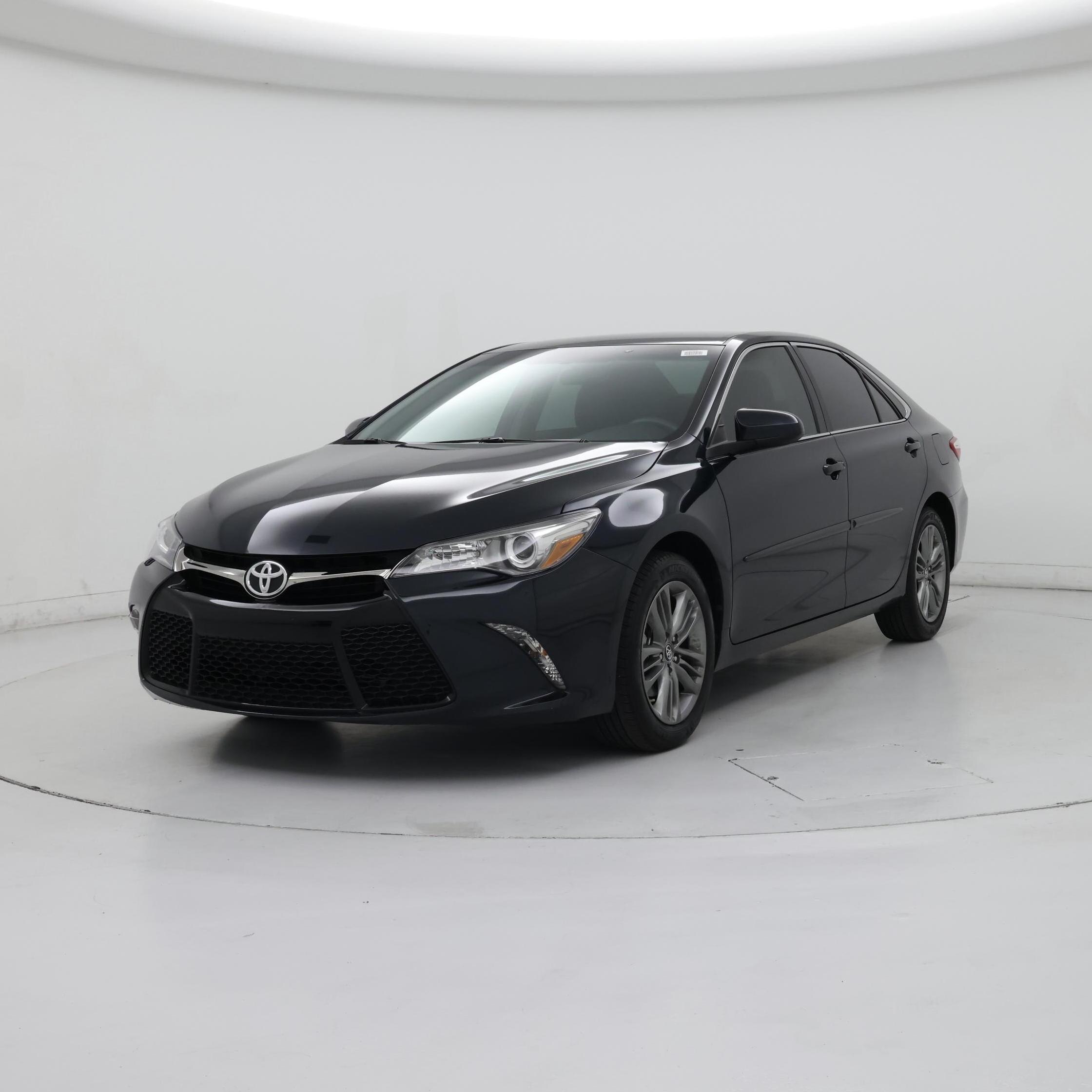 Thumbnail: 2017 Toyota Camry - 4