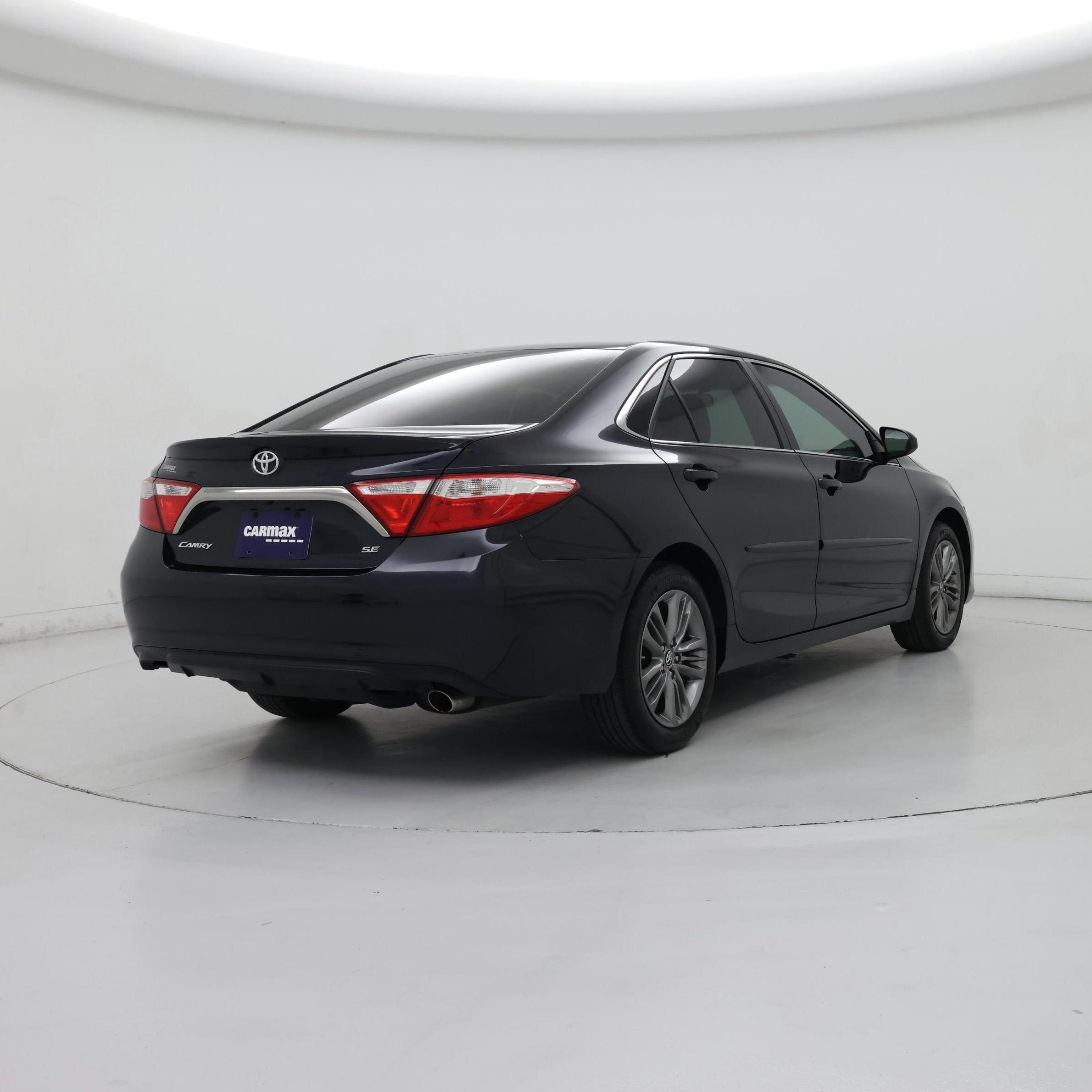 Thumbnail: 2017 Toyota Camry - 8