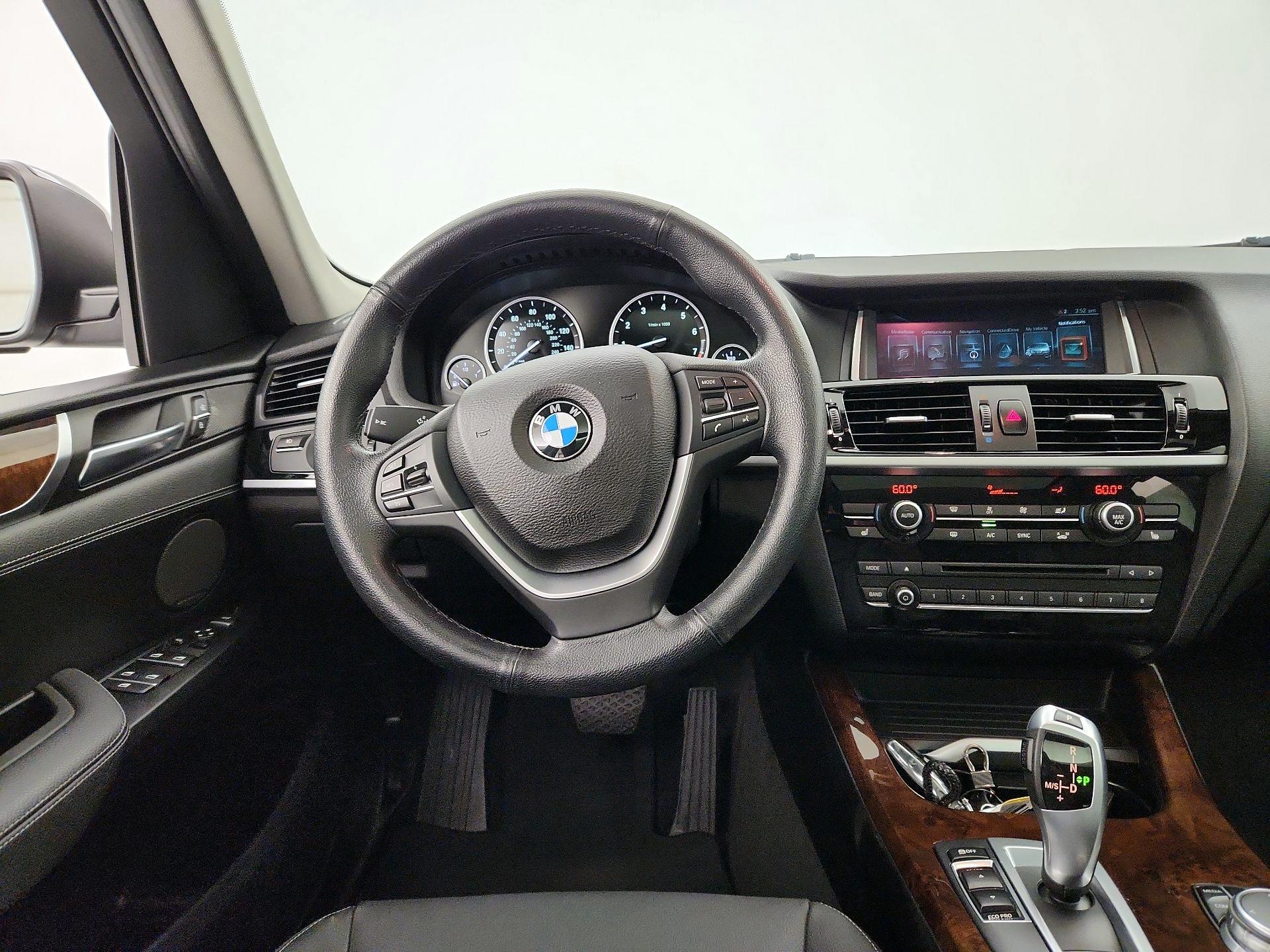 Thumbnail: 2017 BMW X3 - 10