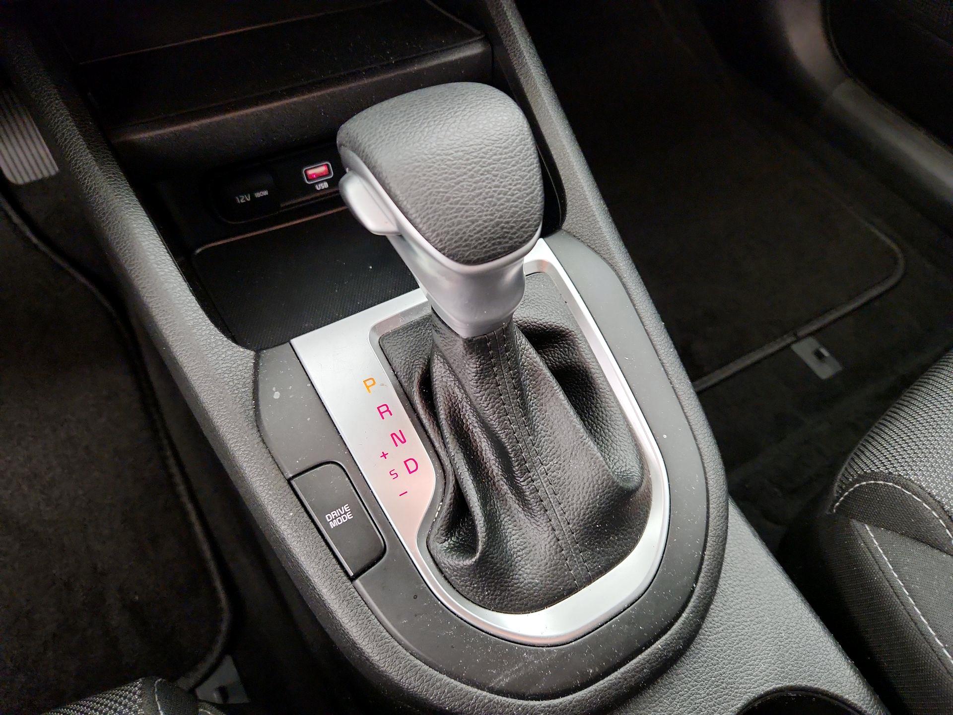 Thumbnail: 2023 Kia Forte - 17