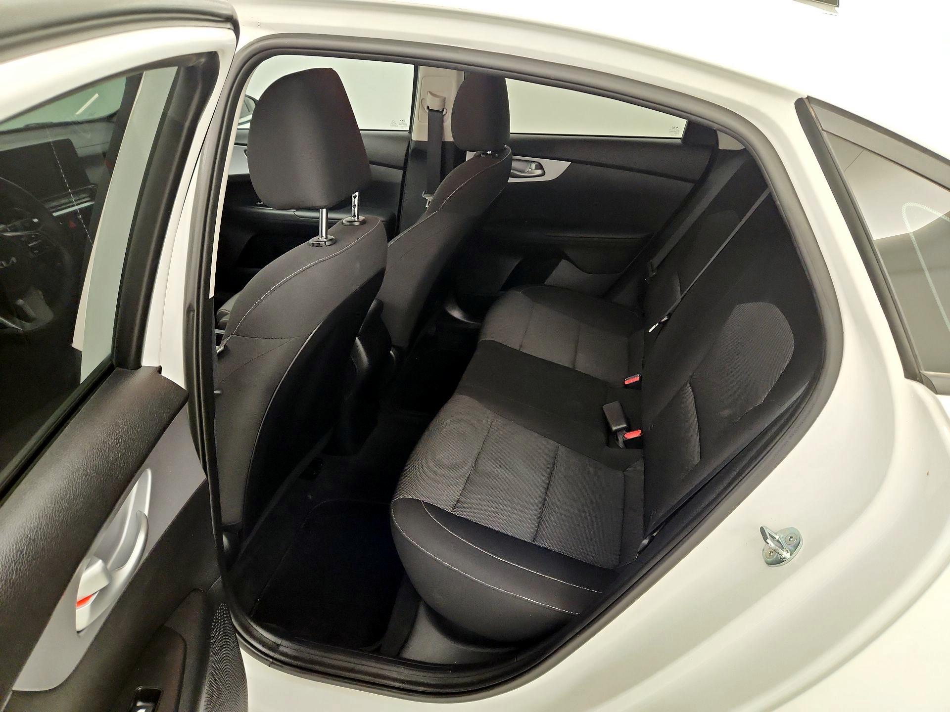 Thumbnail: 2023 Kia Forte - 19