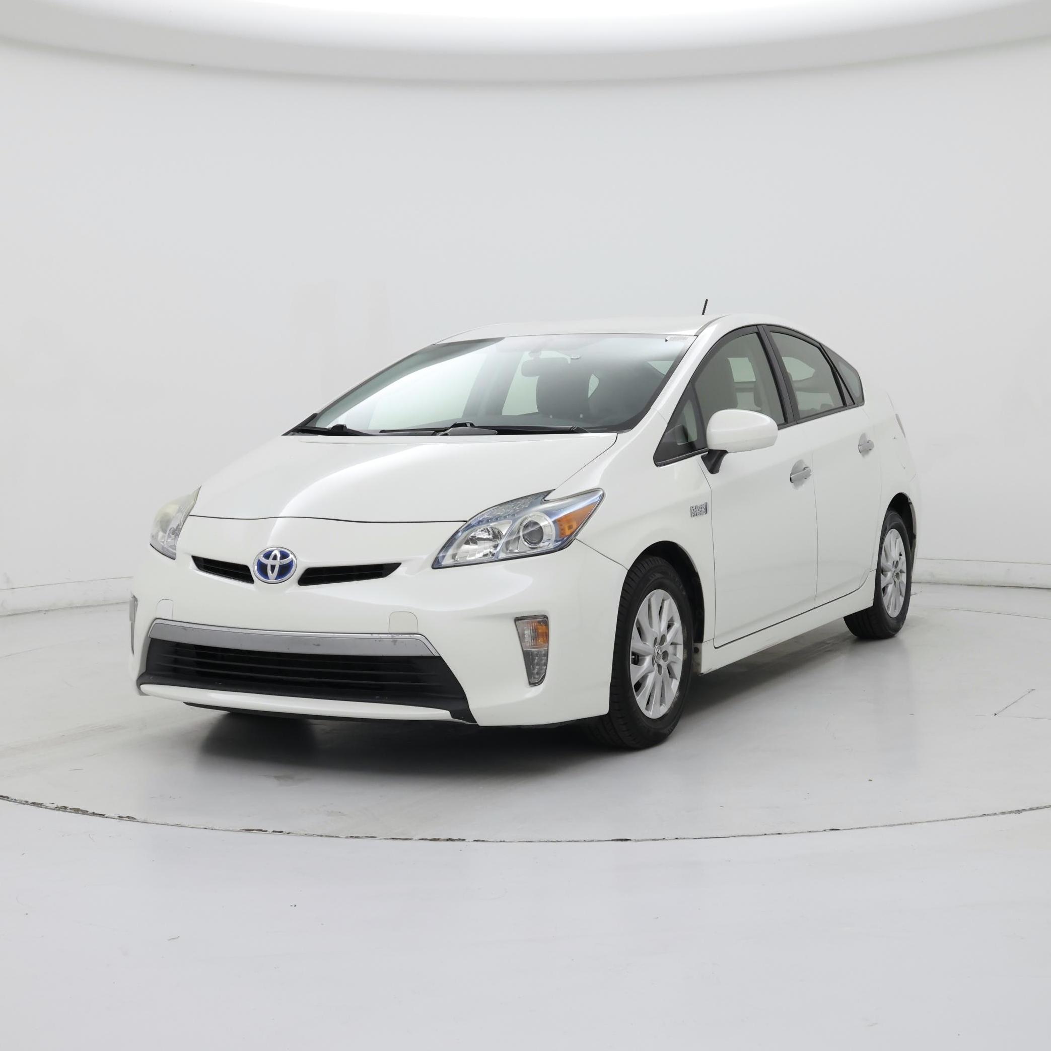 Thumbnail: 2014 Toyota Prius - 4