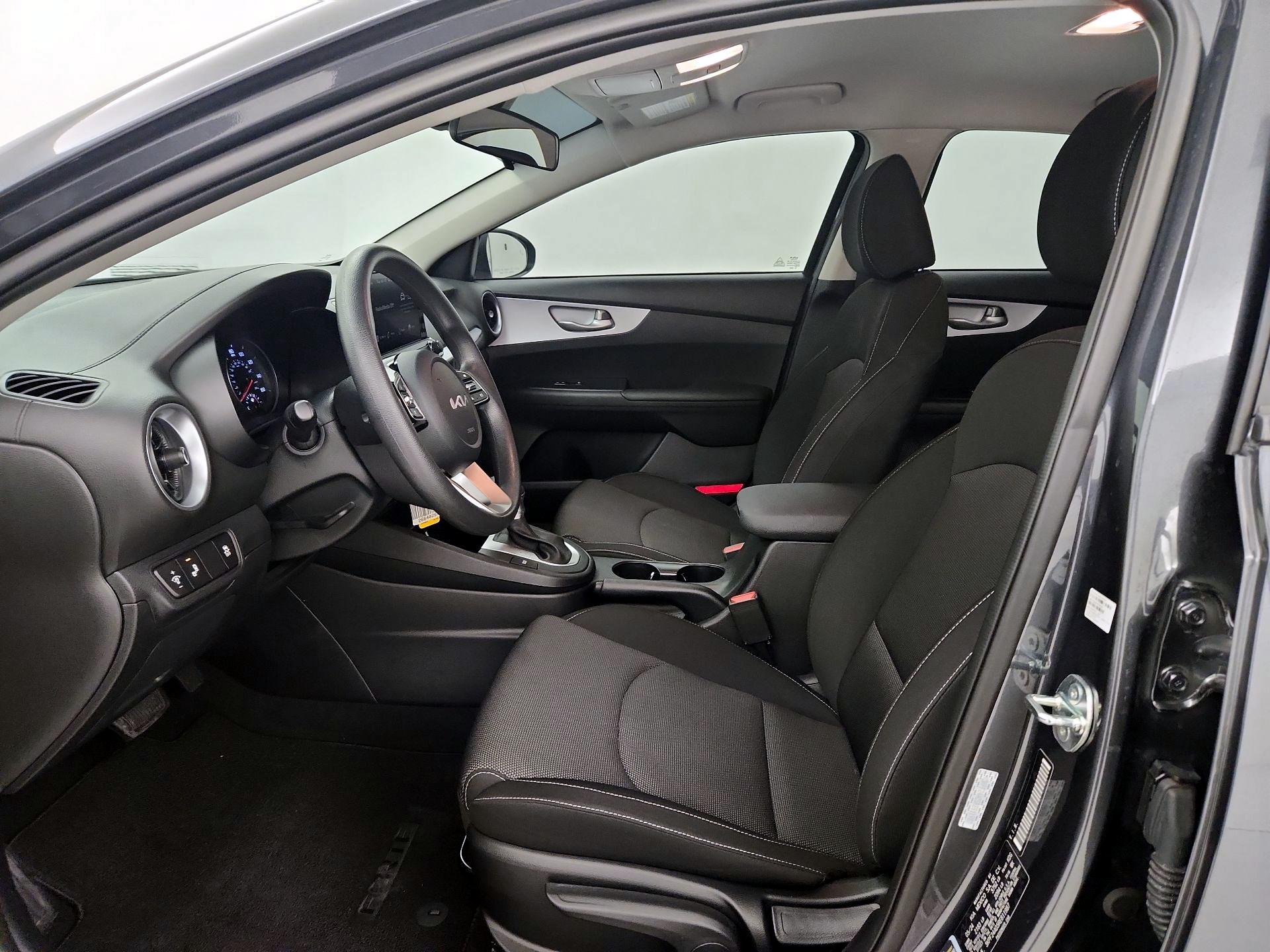 Thumbnail: 2024 Kia Forte - 11