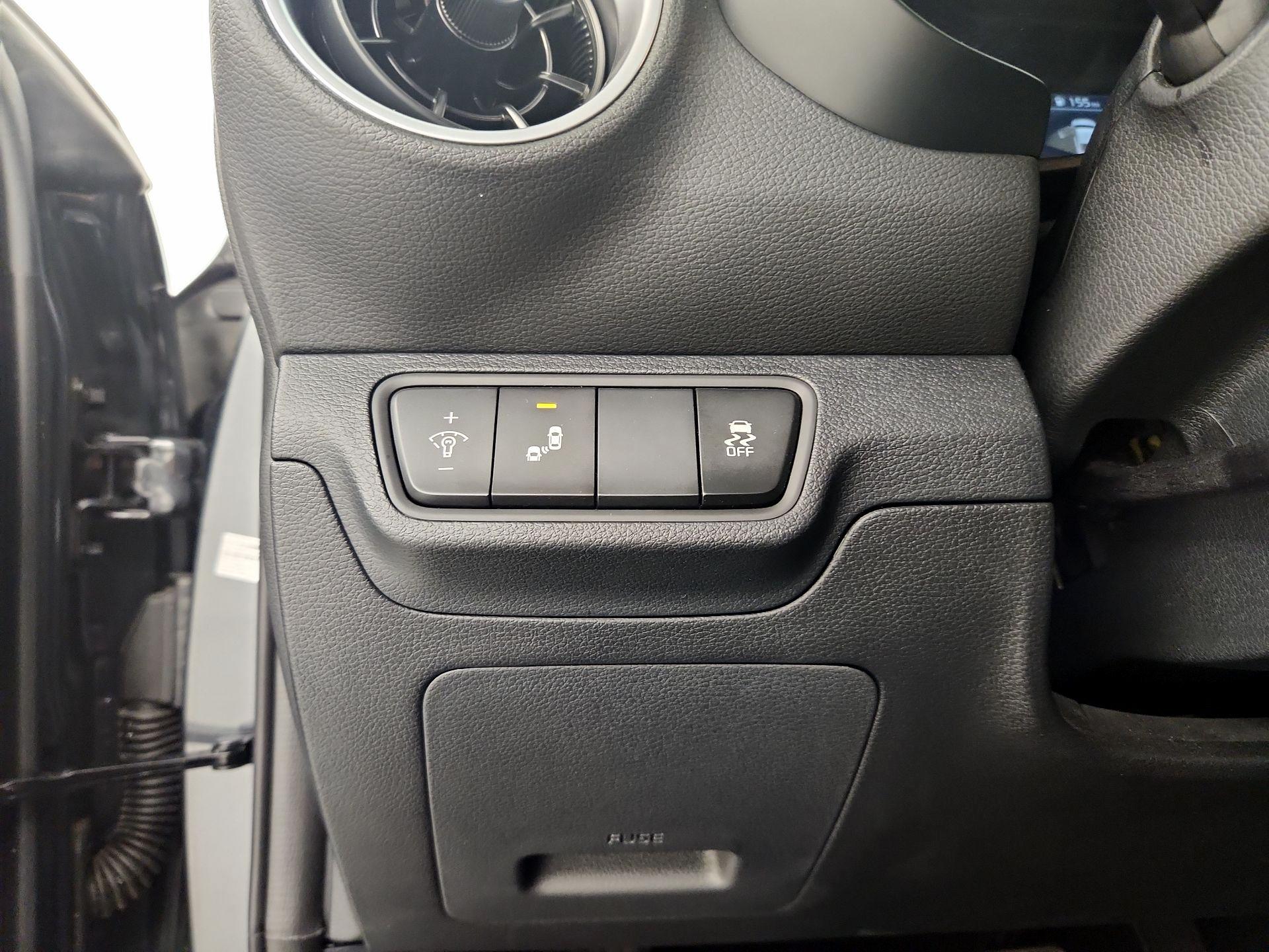 Thumbnail: 2024 Kia Forte - 13