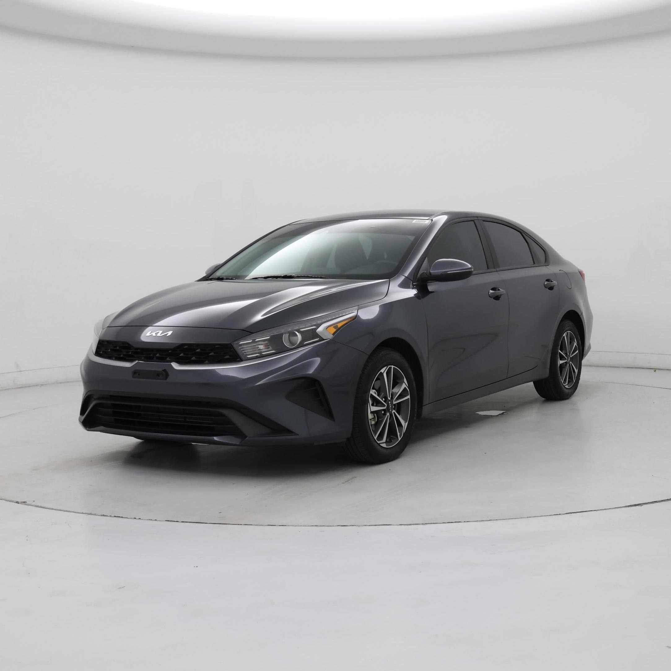 Thumbnail: 2024 Kia Forte - 4