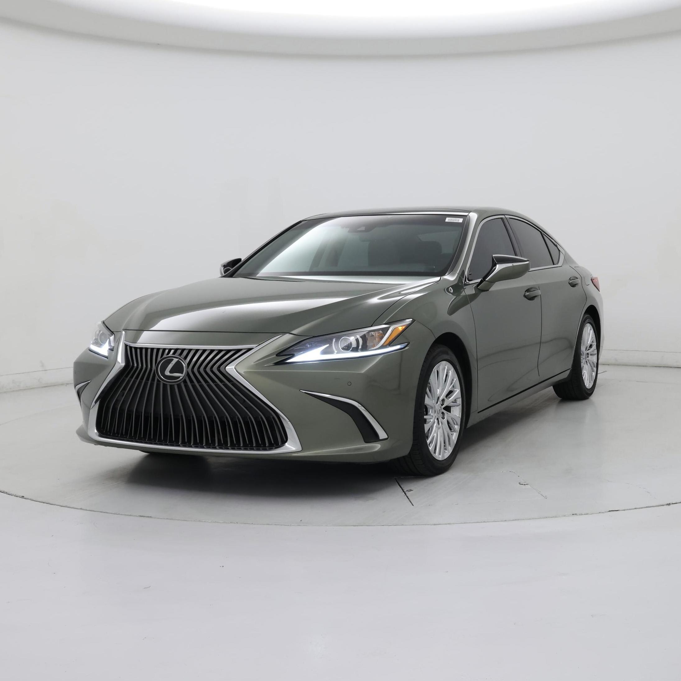 Thumbnail: 2020 Lexus ES - 4