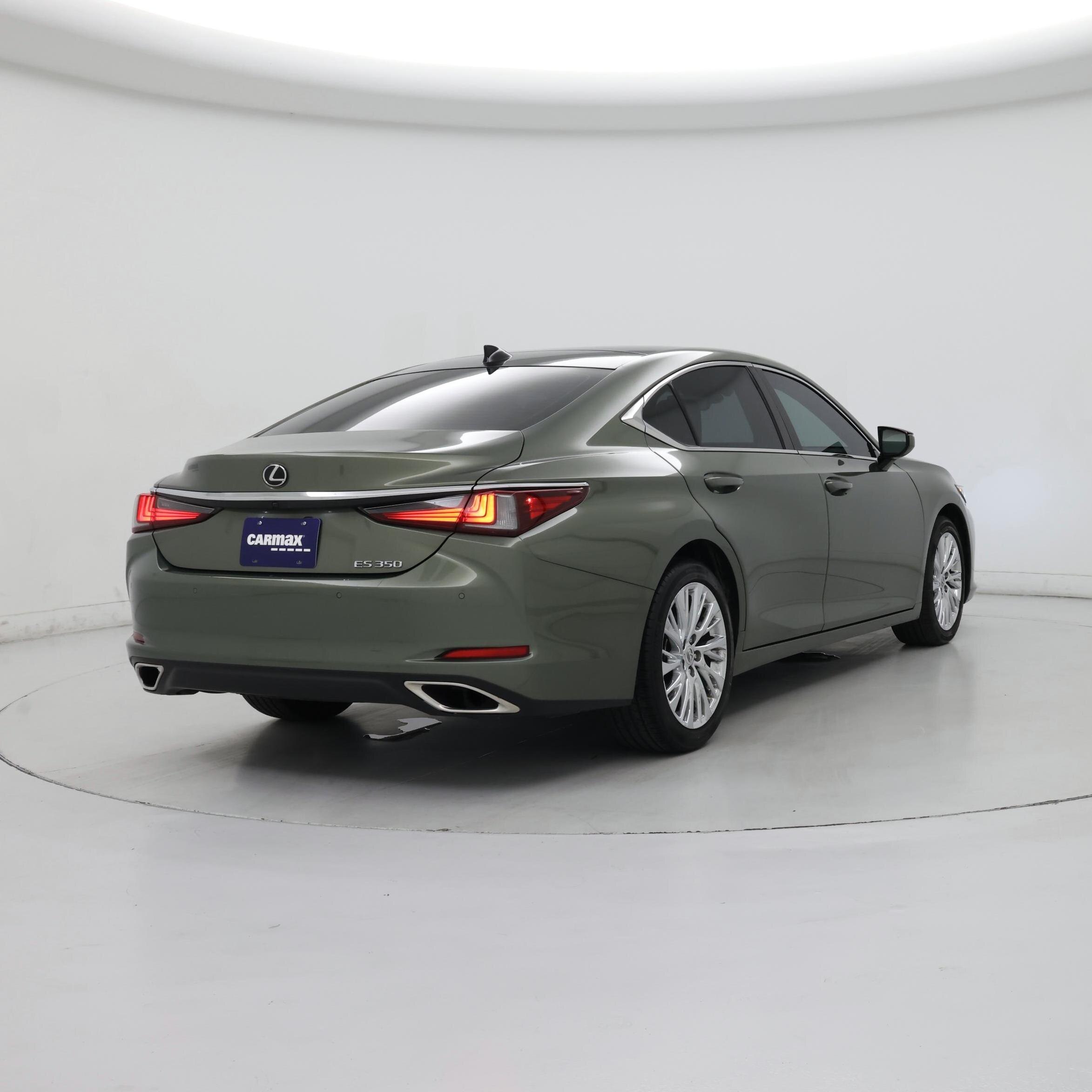 Thumbnail: 2020 Lexus ES - 8