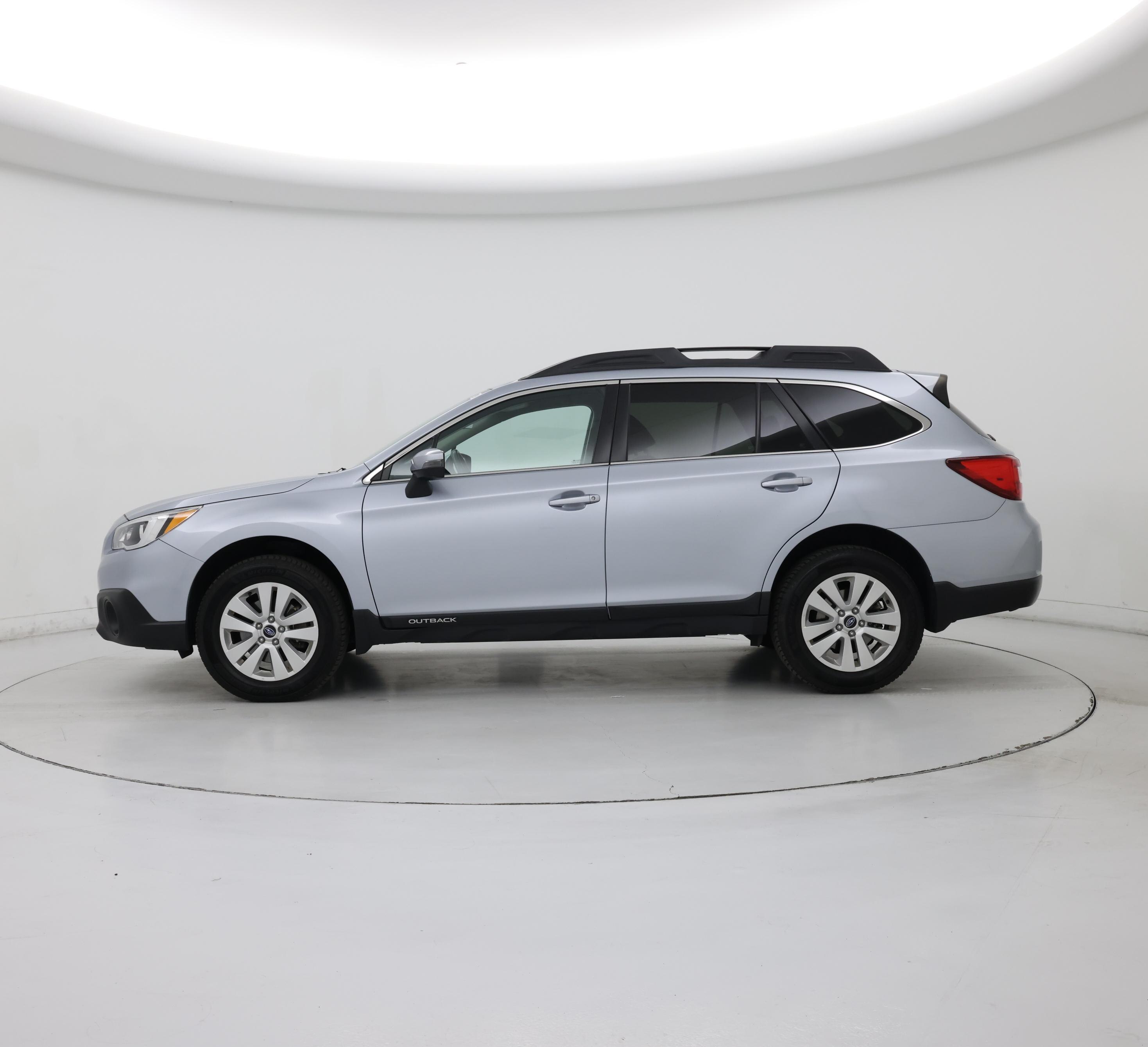 Thumbnail: 2017 Subaru Outback - 3