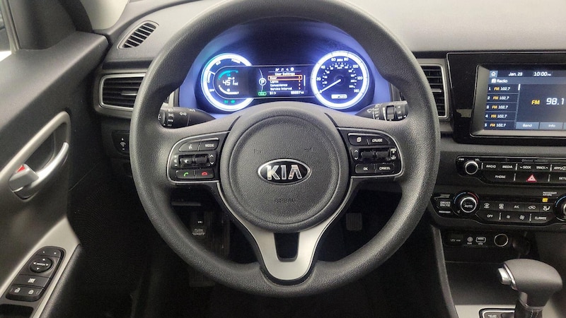 2019 Kia Niro LX 10