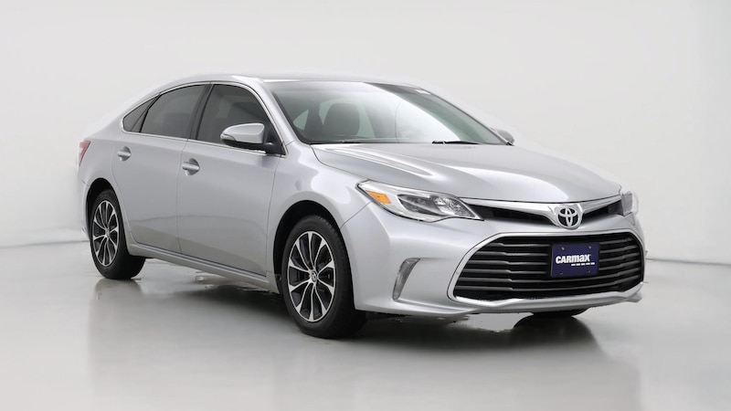 2016 Toyota Avalon Limited Hero Image