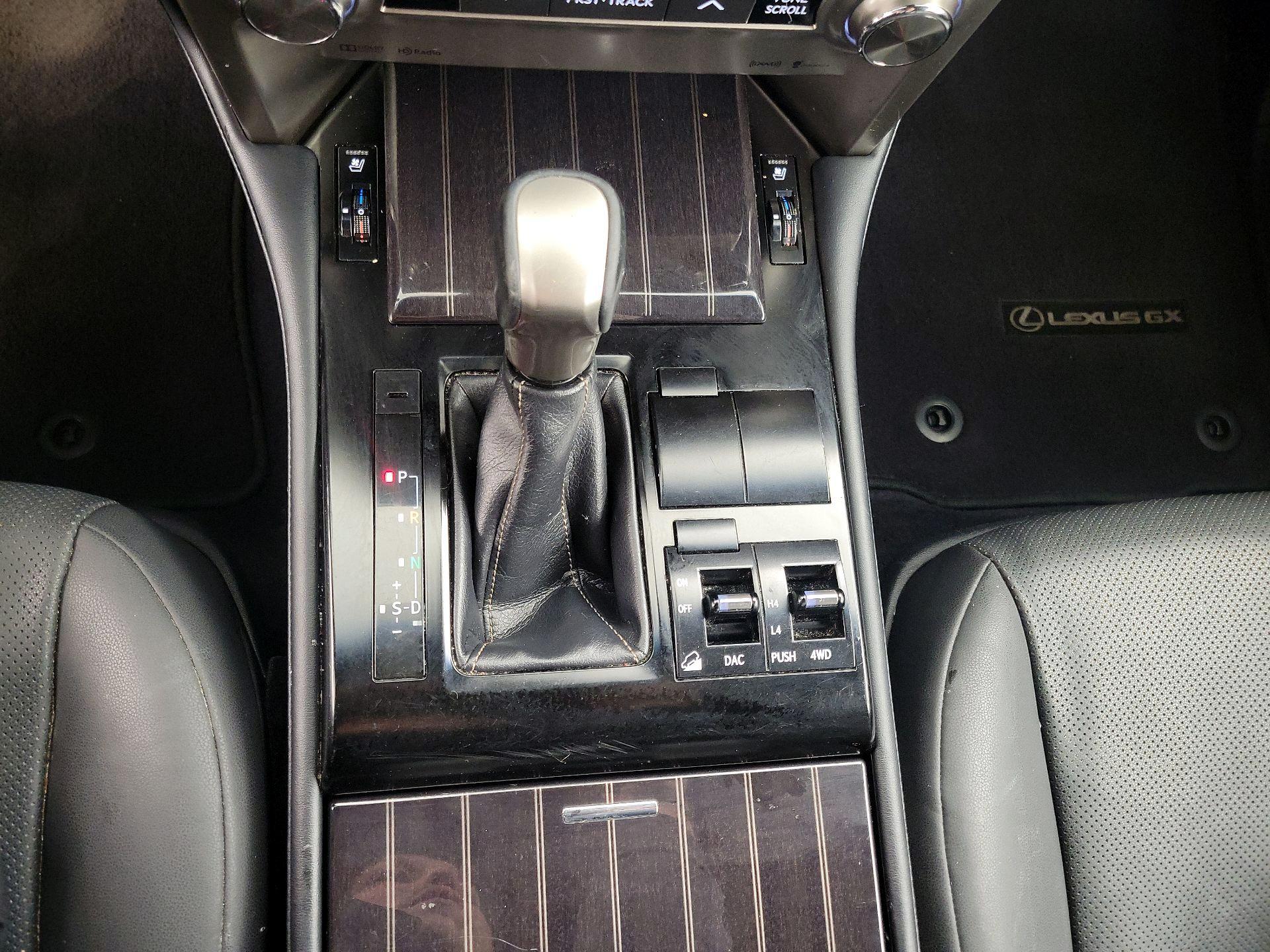 Thumbnail: 2021 Lexus GX - 18